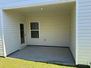 Owl's Head East - Residential Lease