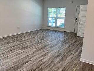 Owl's Head East - Residential Lease