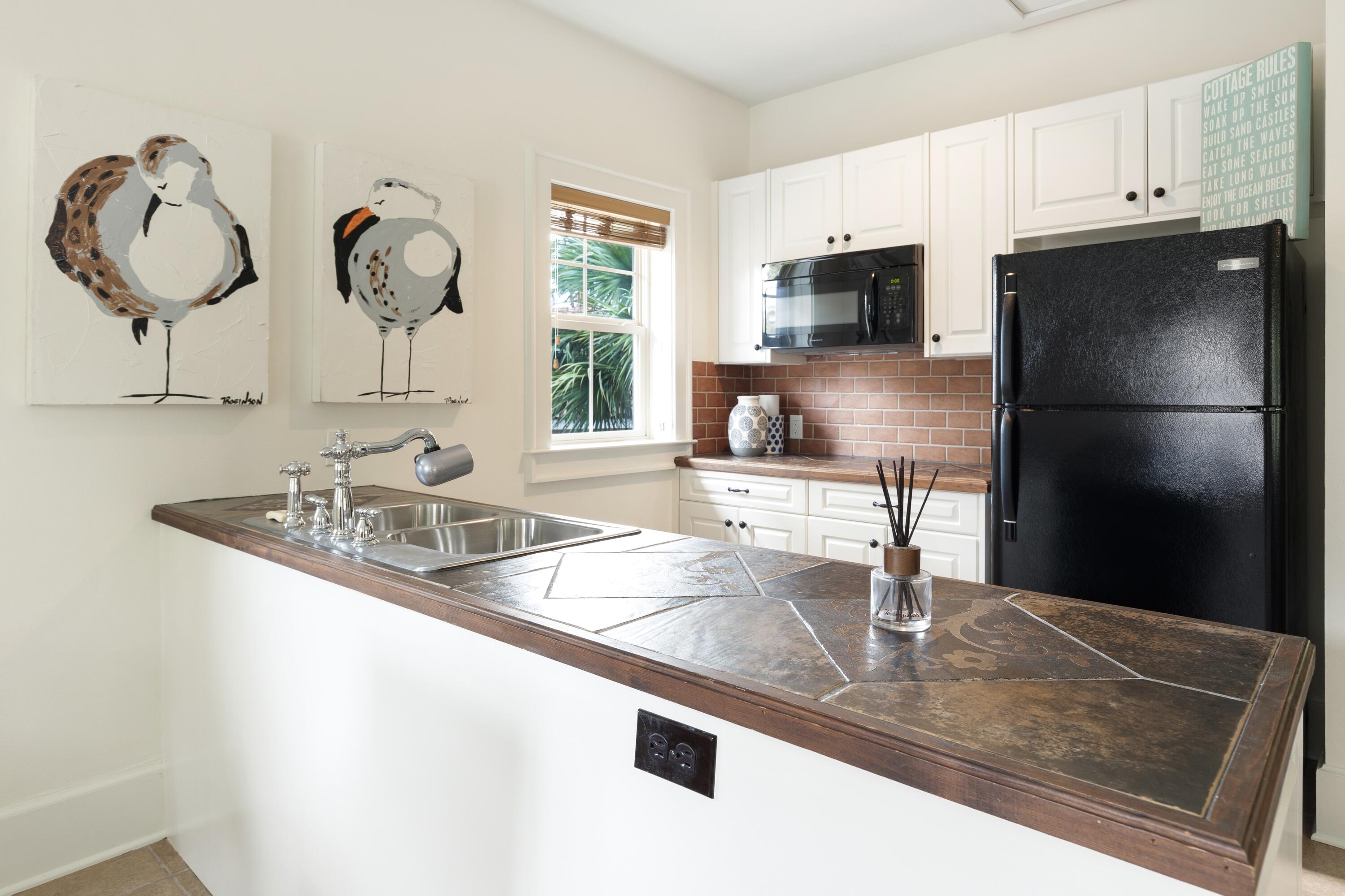BURNT PINE - Residential