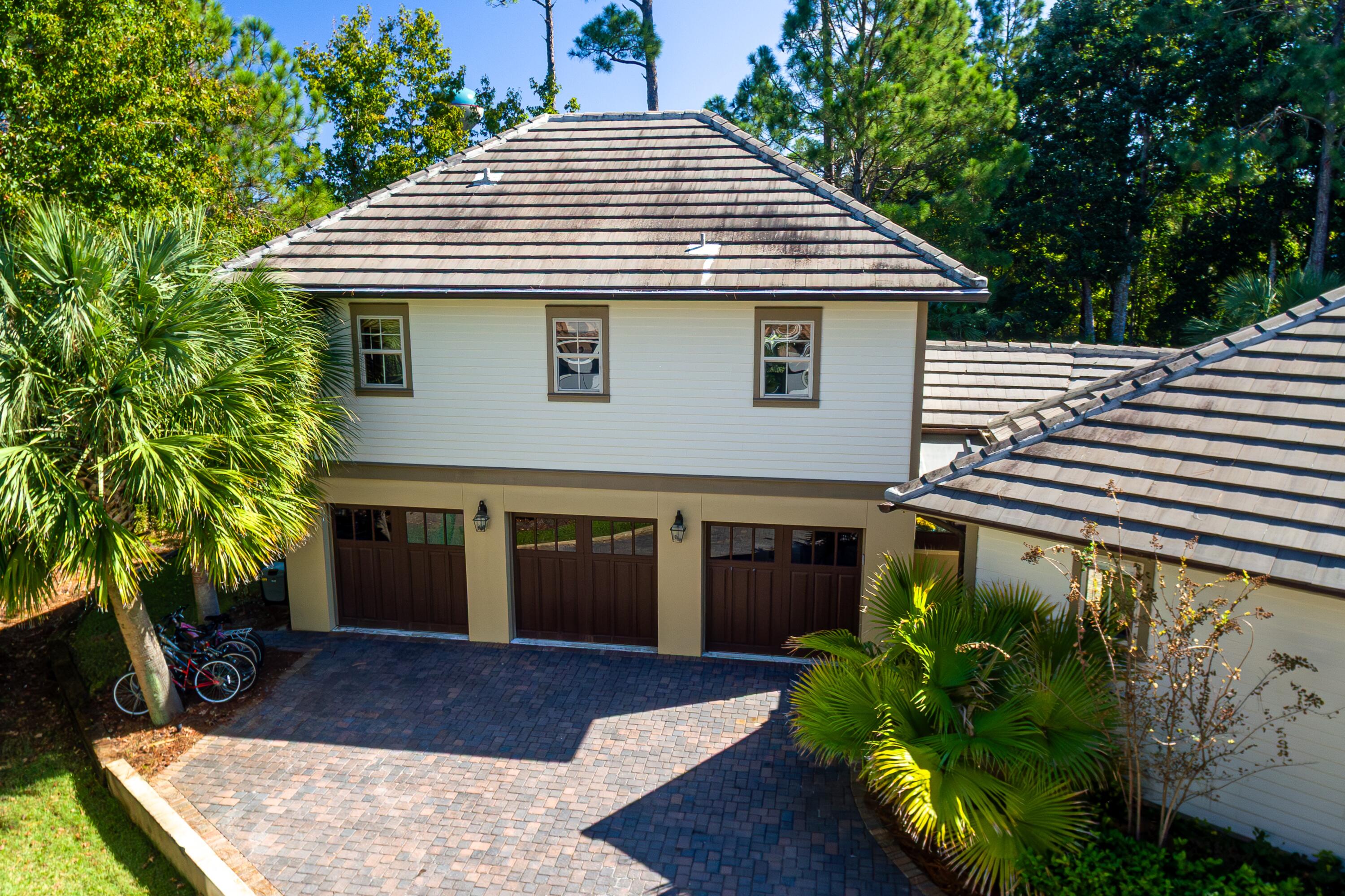 BURNT PINE - Residential