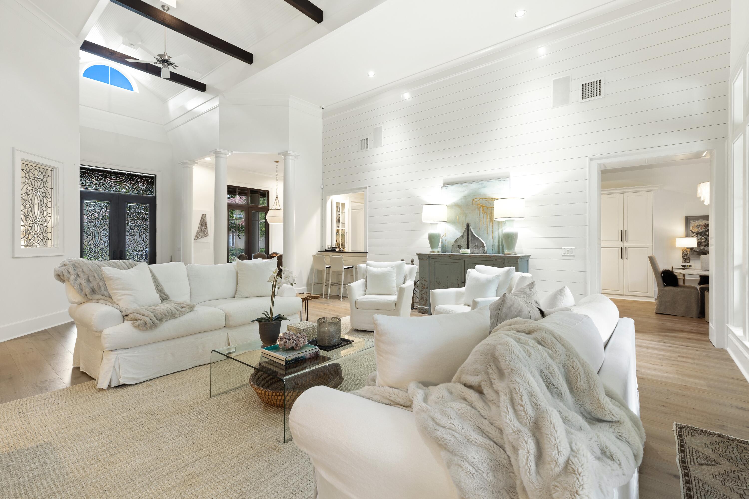 BURNT PINE - Residential