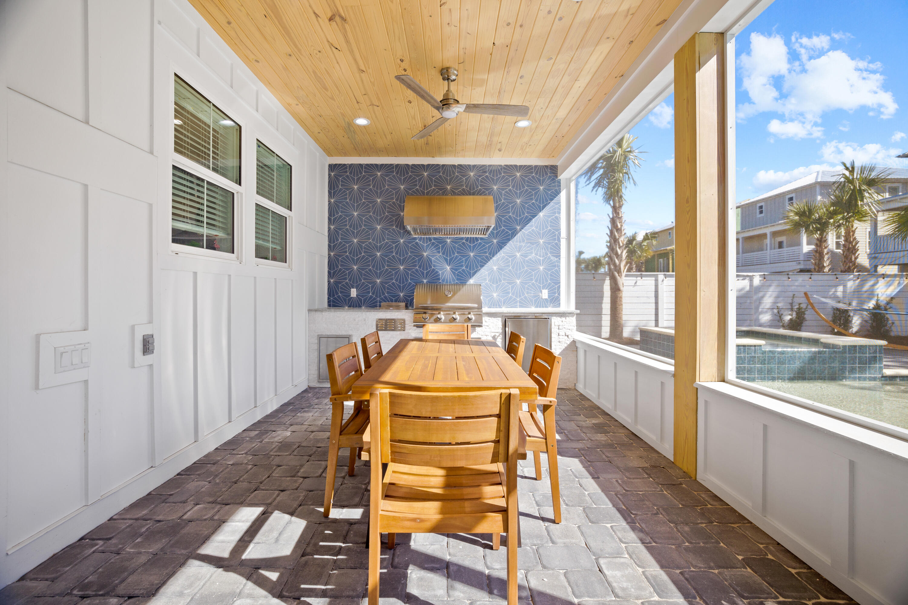 FRANGISTA BEACH 2ND ADDN - Residential