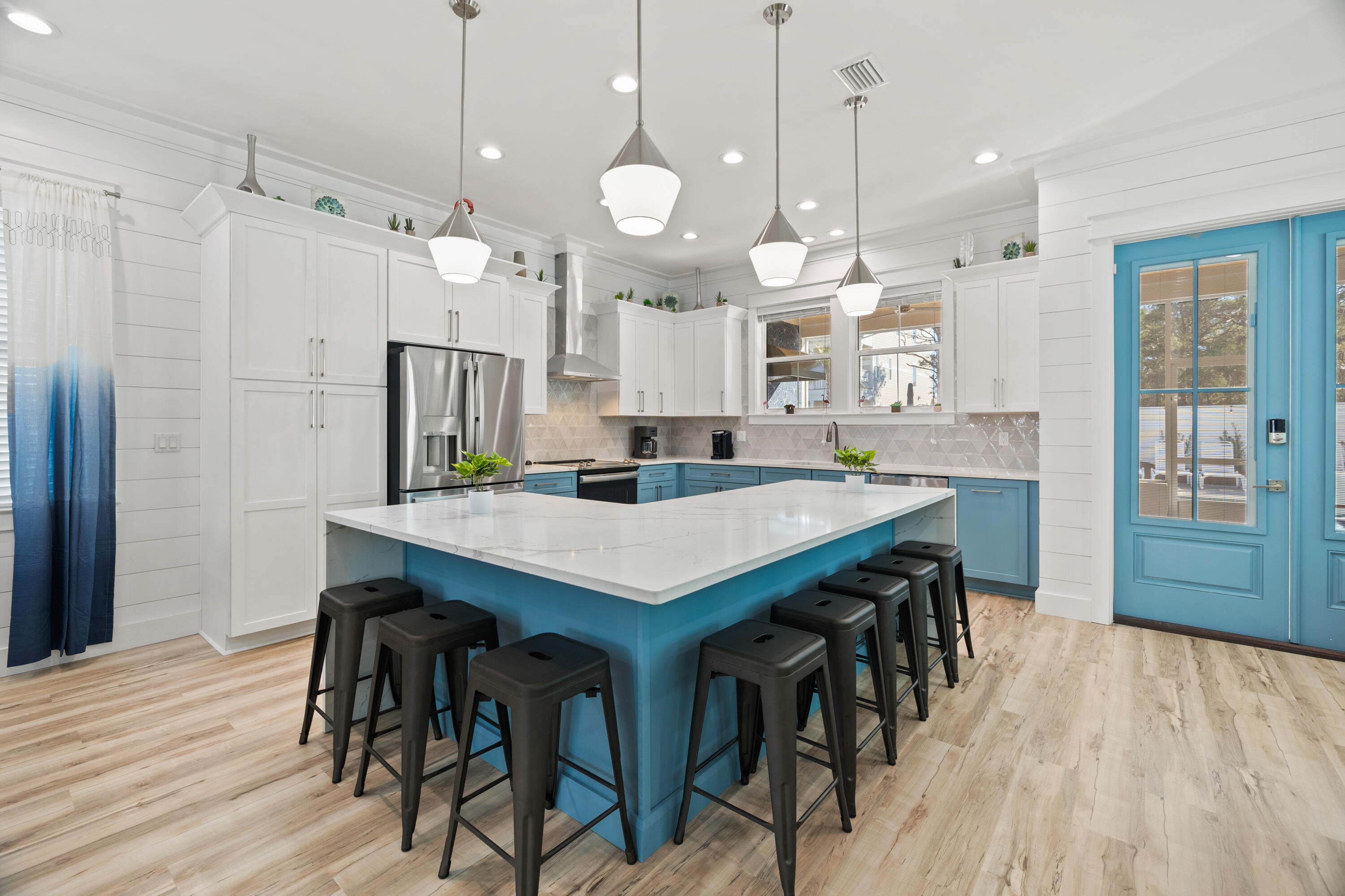 FRANGISTA BEACH 2ND ADDN - Residential
