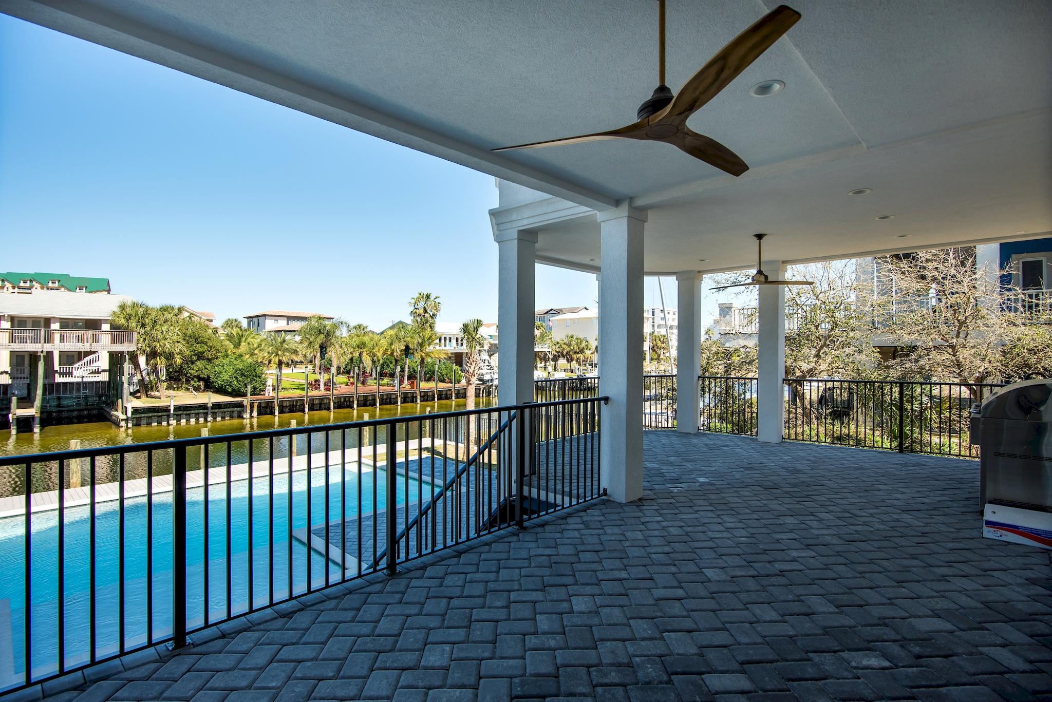 HOLIDAY ISLE - Residential