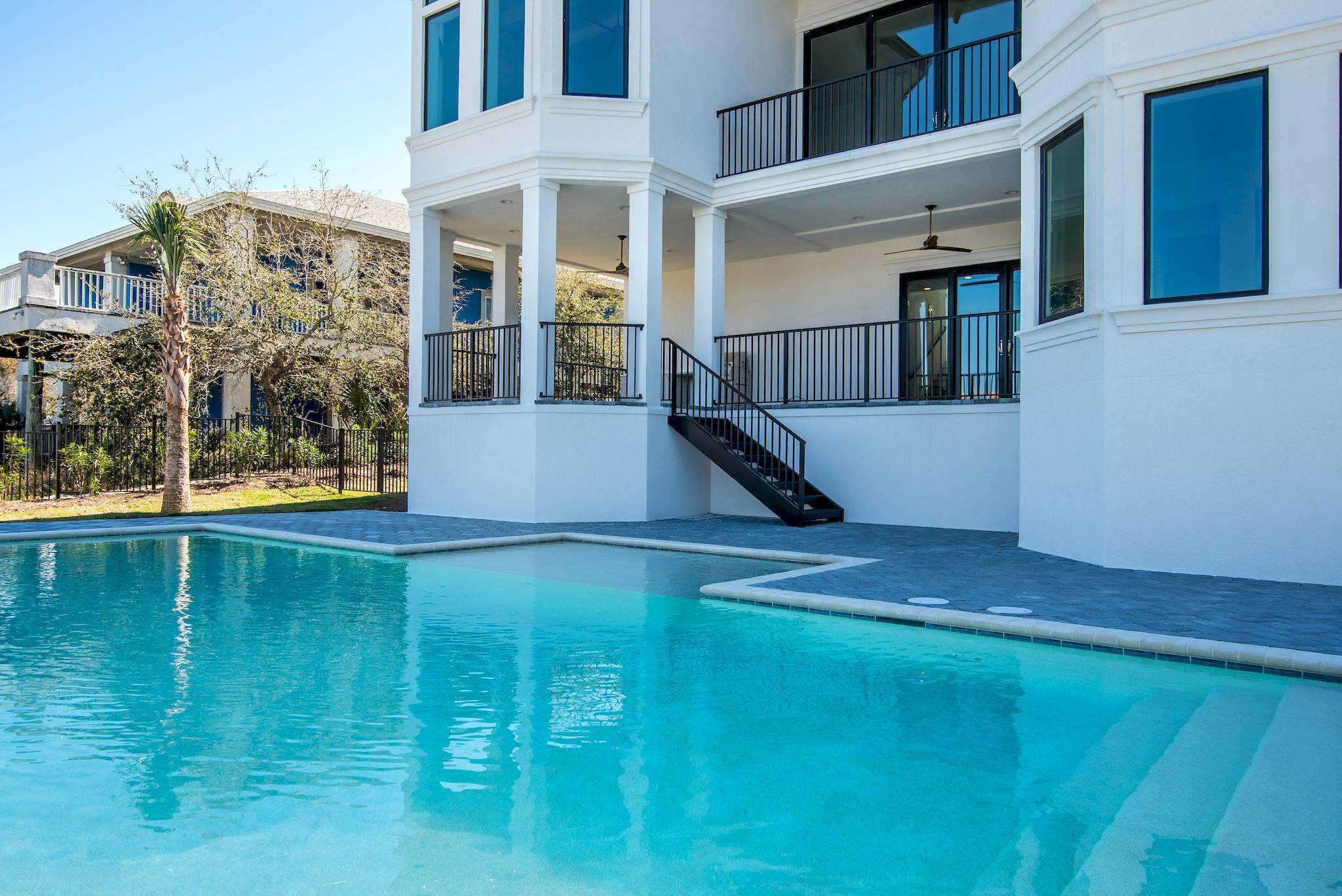 HOLIDAY ISLE - Residential