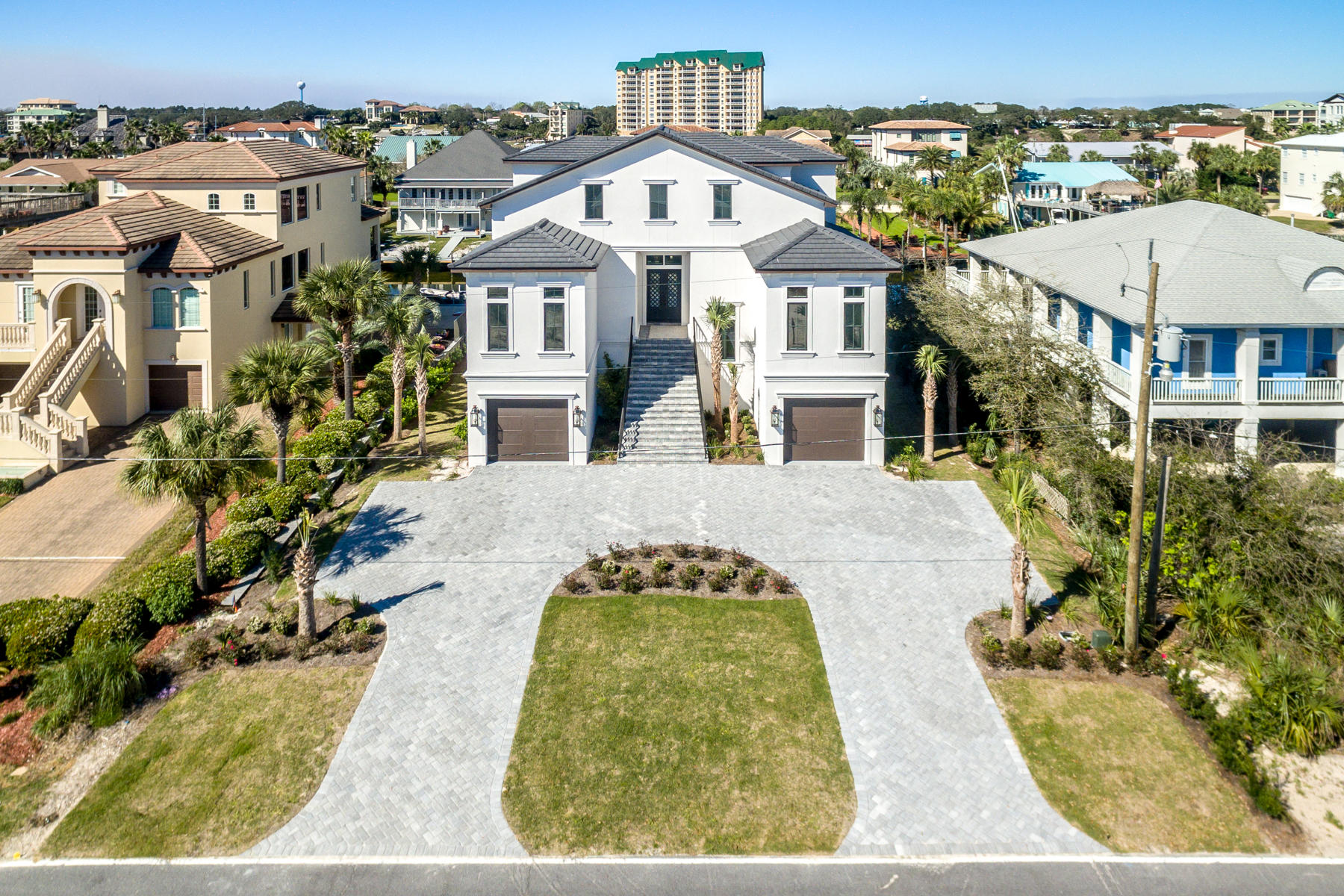 HOLIDAY ISLE - Residential