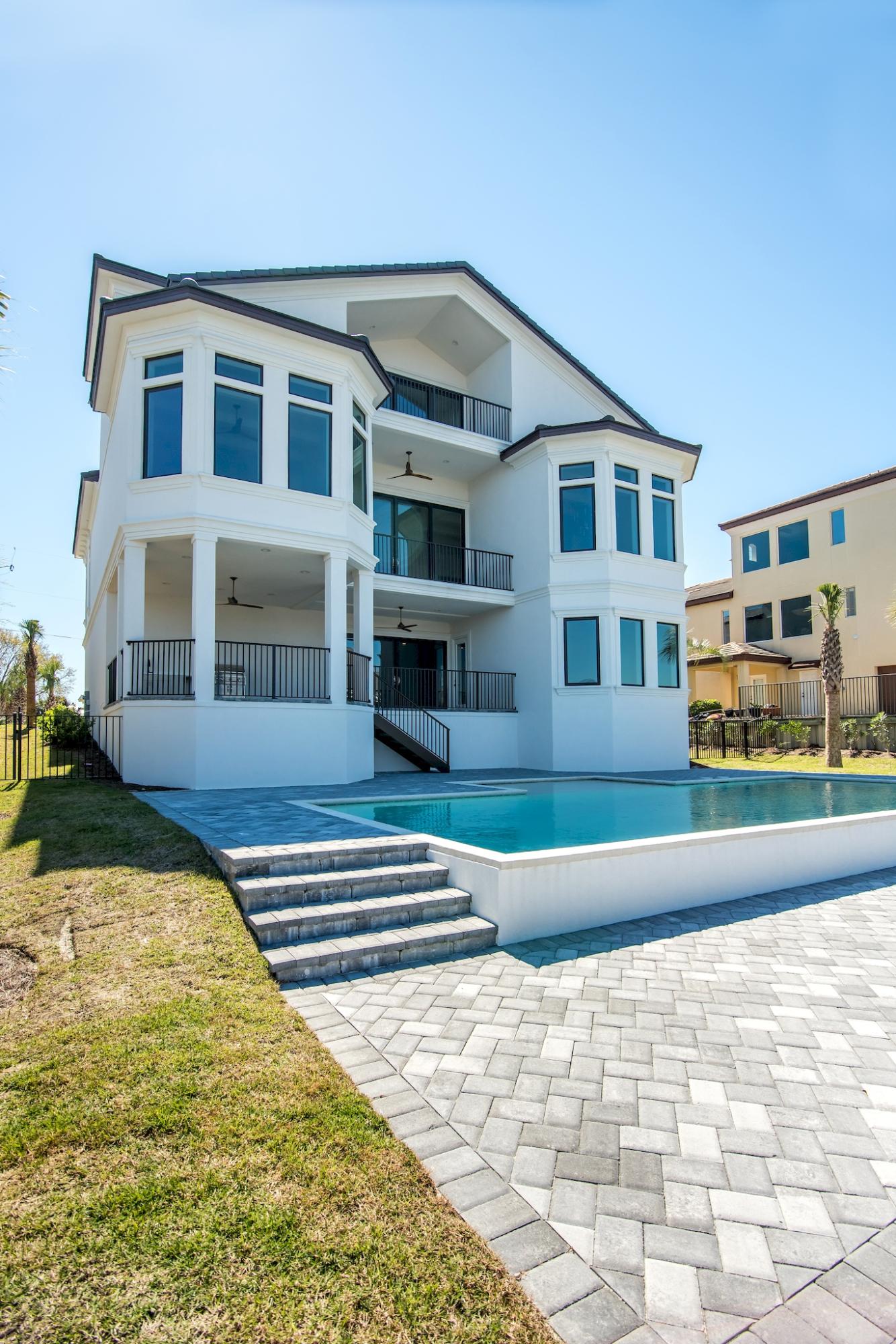 HOLIDAY ISLE - Residential