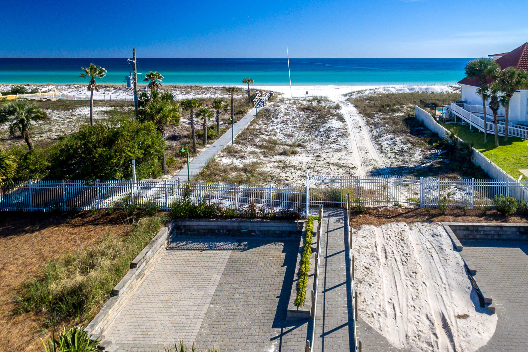 HOLIDAY ISLE - Residential