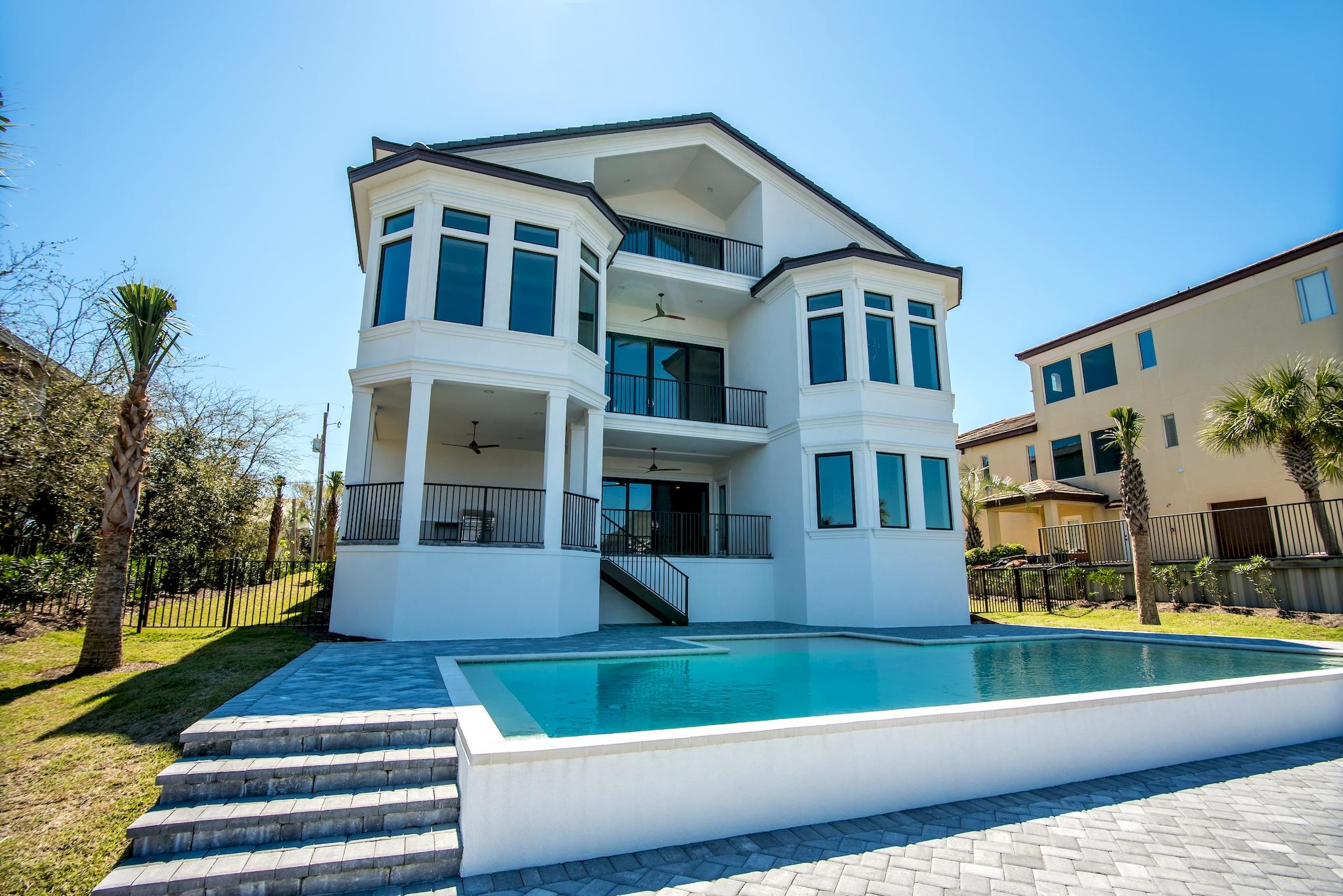 HOLIDAY ISLE - Residential