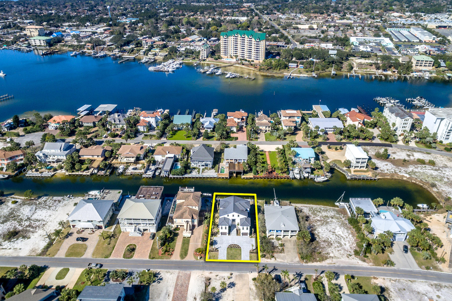 HOLIDAY ISLE - Residential