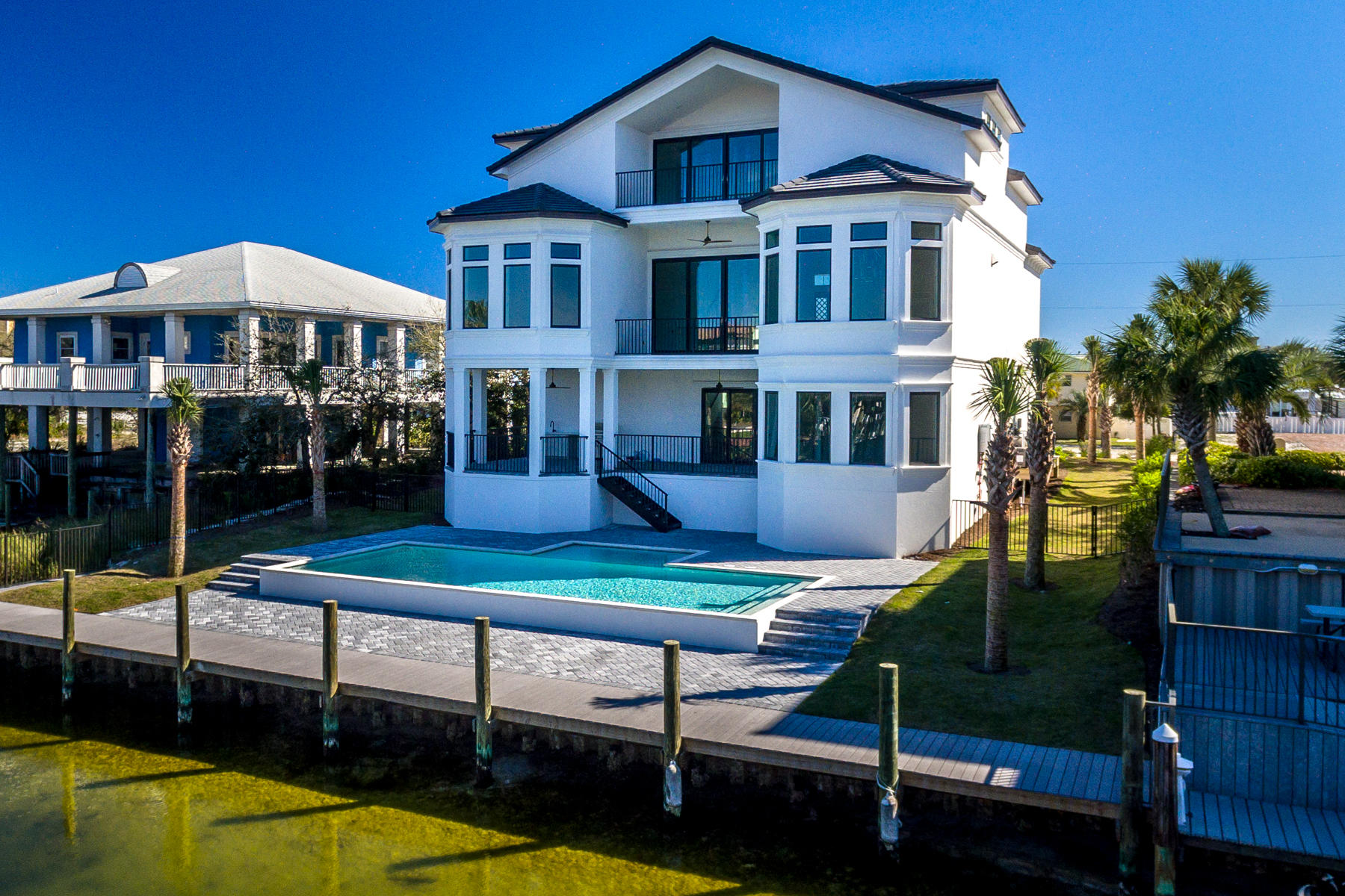 HOLIDAY ISLE - Residential