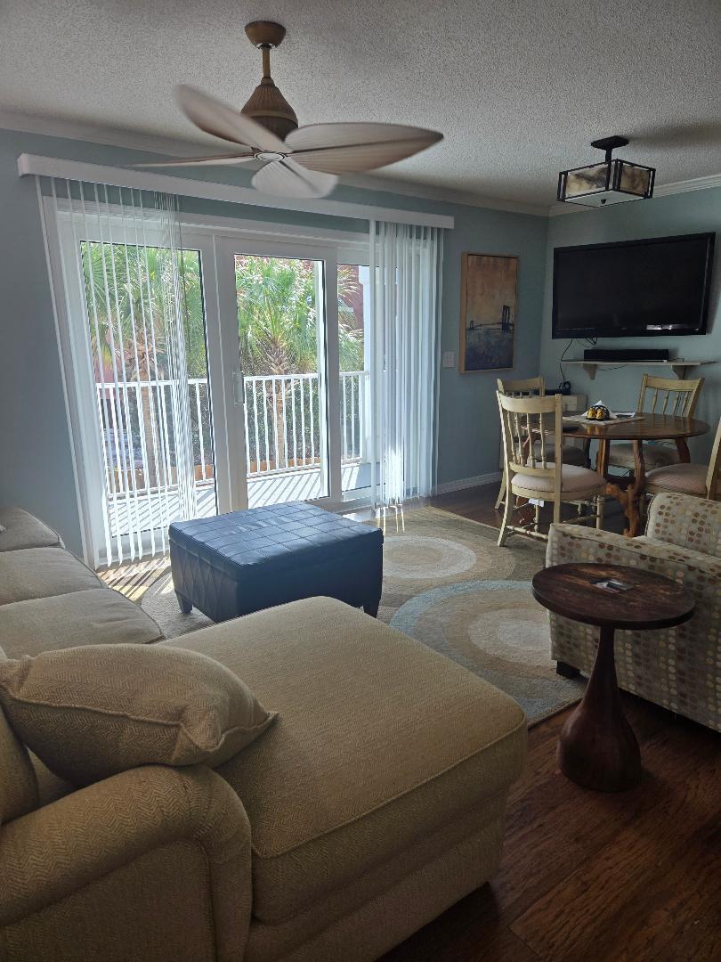 BEACHSIDE VILLAS CONDO - Residential