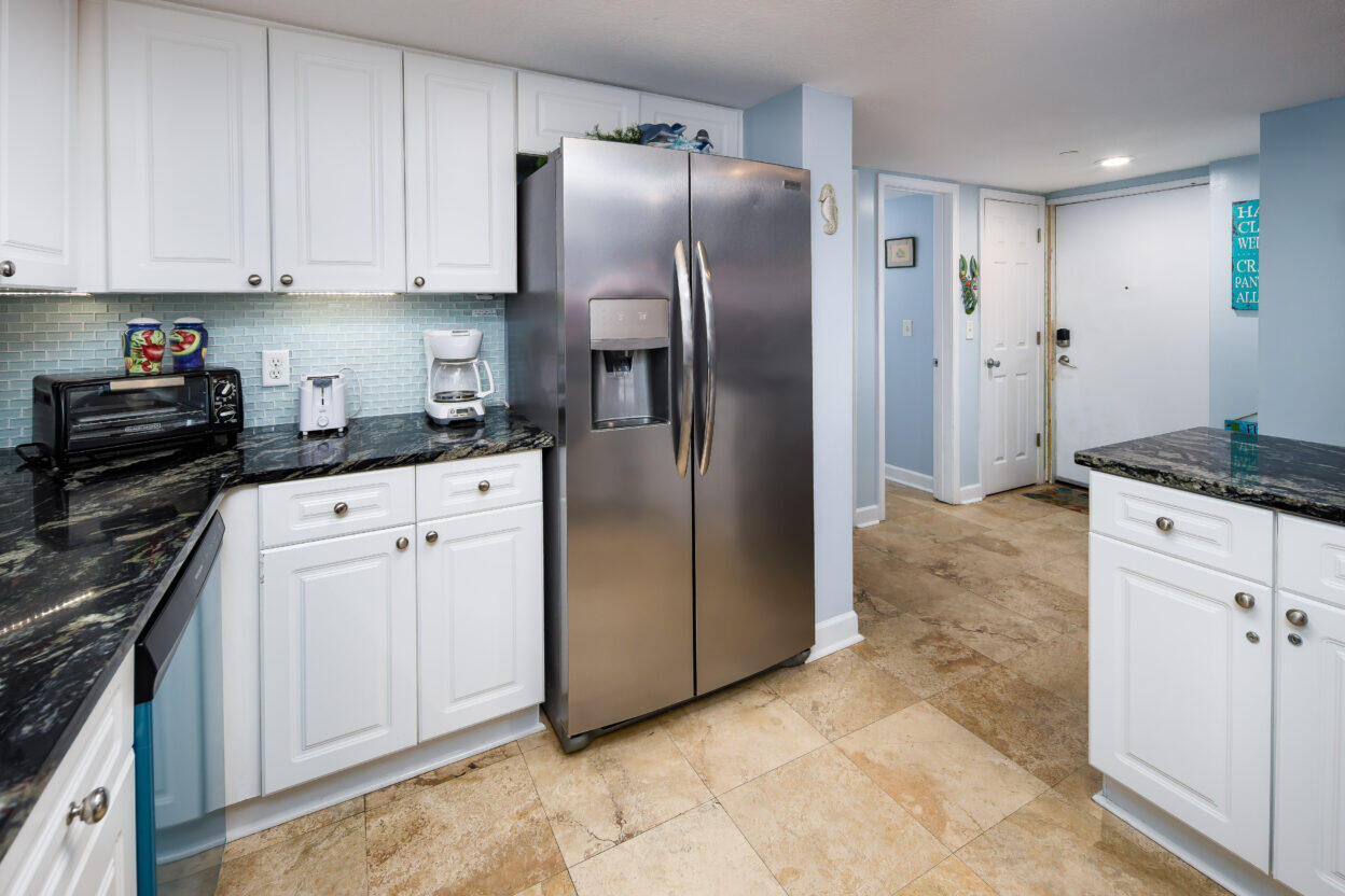 Nautilus Condominiums - Residential