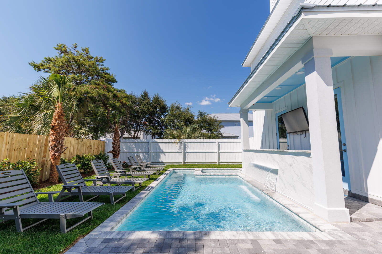 FRANGISTA BEACH 2ND ADDN - Residential
