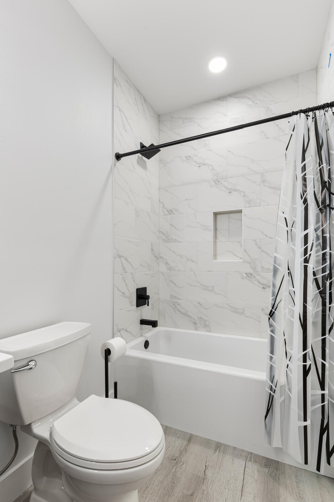 FRANGISTA BEACH 2ND ADDN - Residential