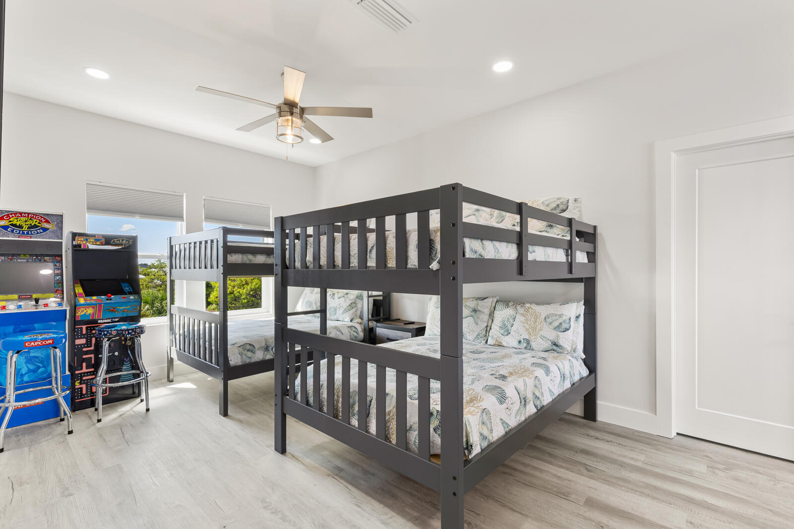 FRANGISTA BEACH 2ND ADDN - Residential