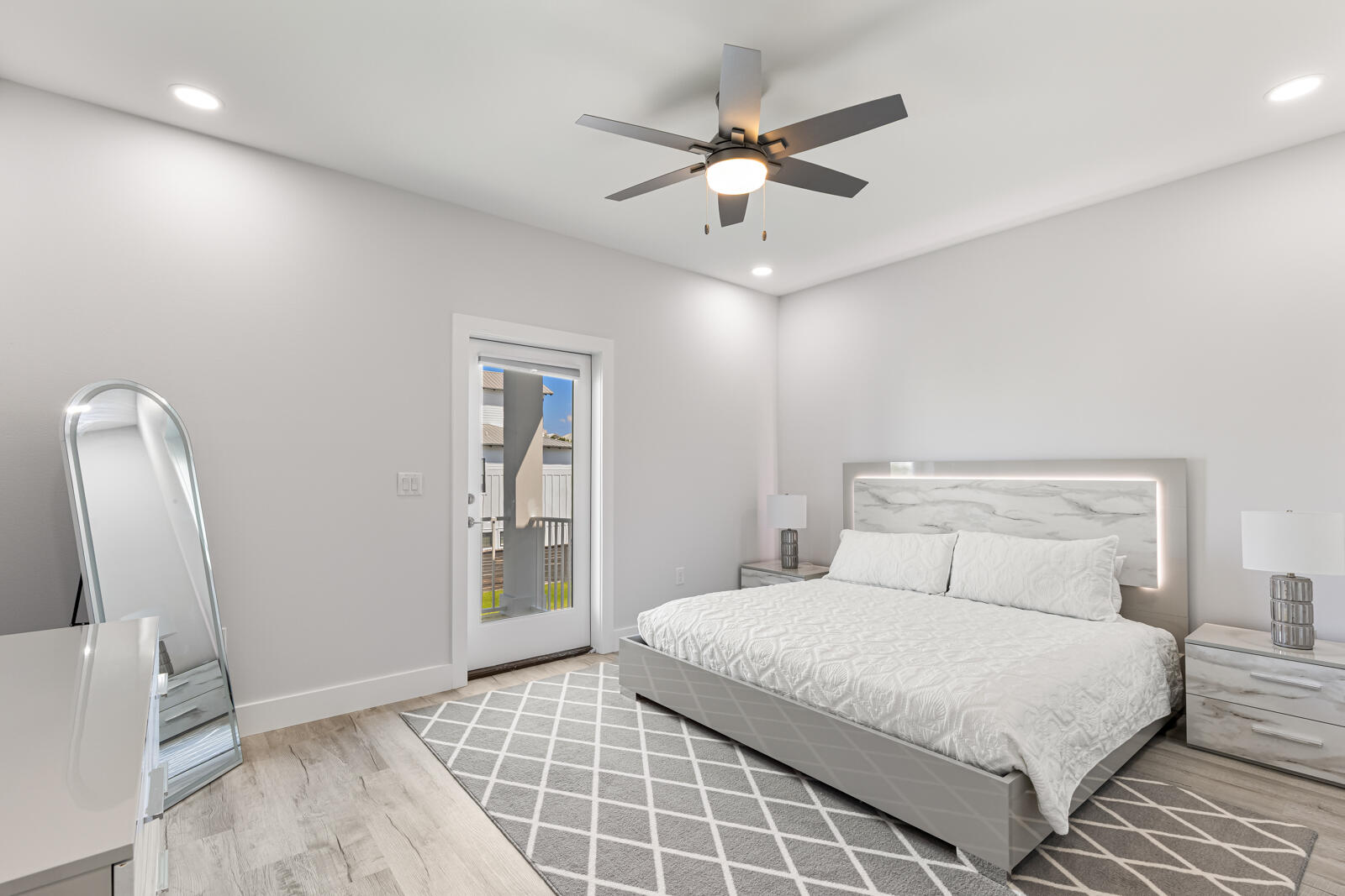 FRANGISTA BEACH 2ND ADDN - Residential