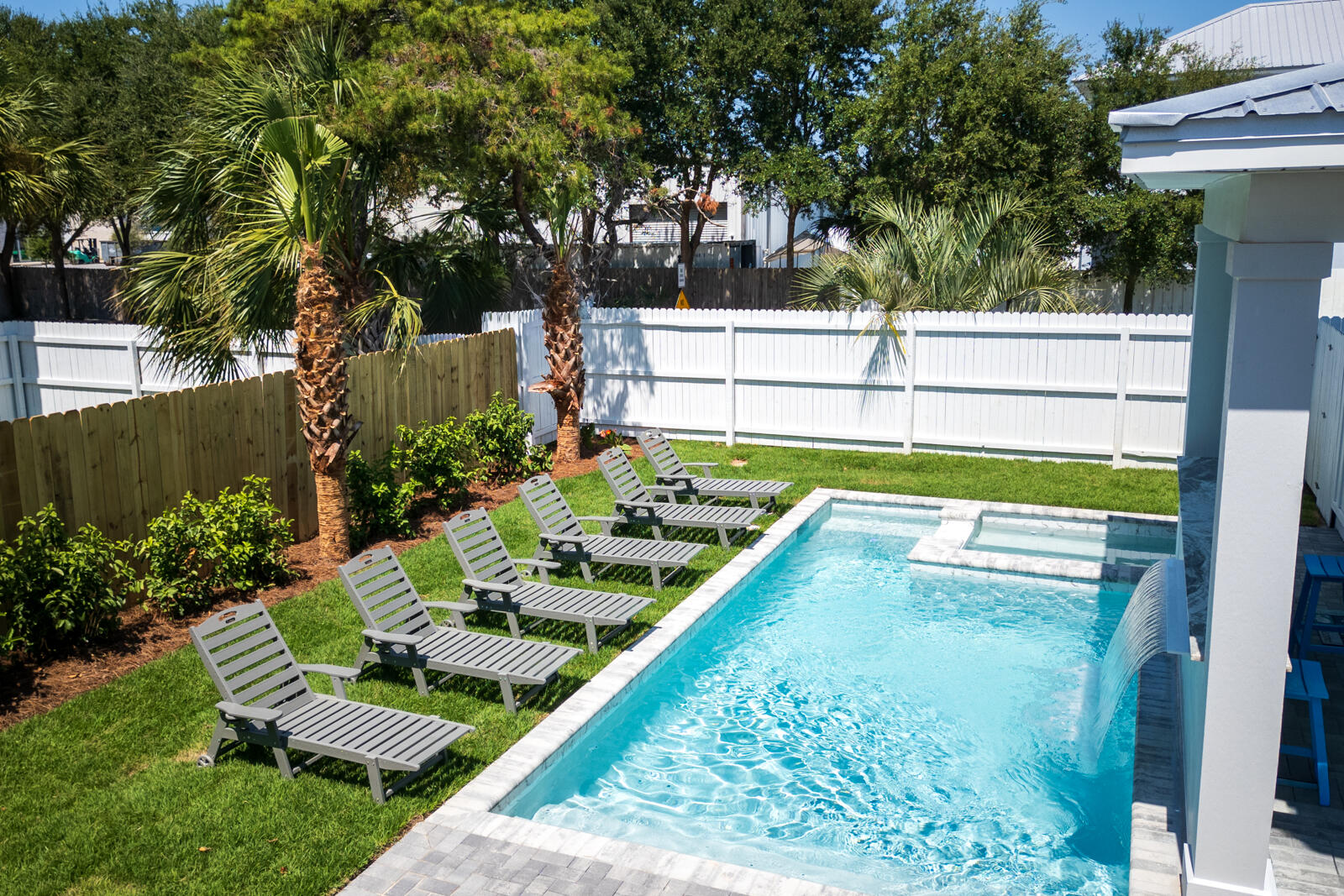 FRANGISTA BEACH 2ND ADDN - Residential