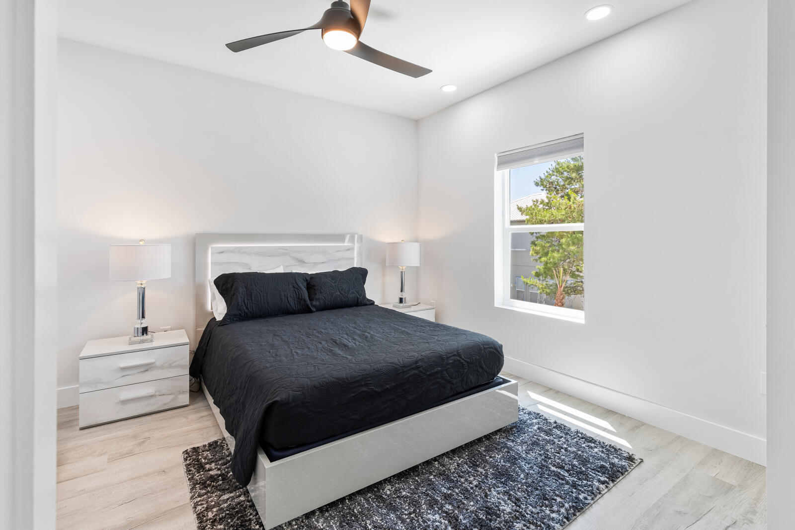 FRANGISTA BEACH 2ND ADDN - Residential