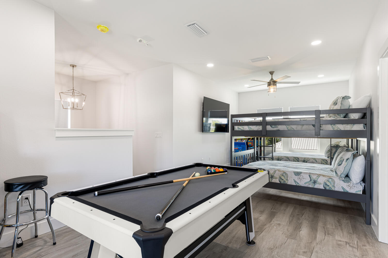 FRANGISTA BEACH 2ND ADDN - Residential
