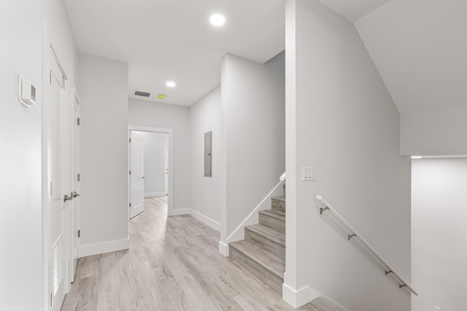FRANGISTA BEACH 2ND ADDN - Residential