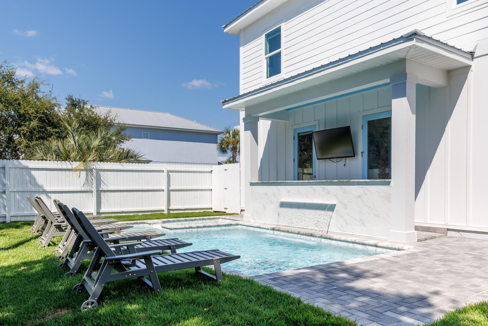 FRANGISTA BEACH 2ND ADDN - Residential