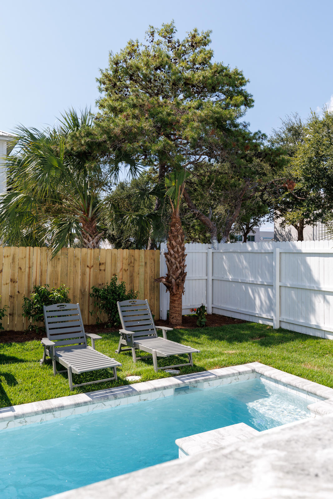 FRANGISTA BEACH 2ND ADDN - Residential