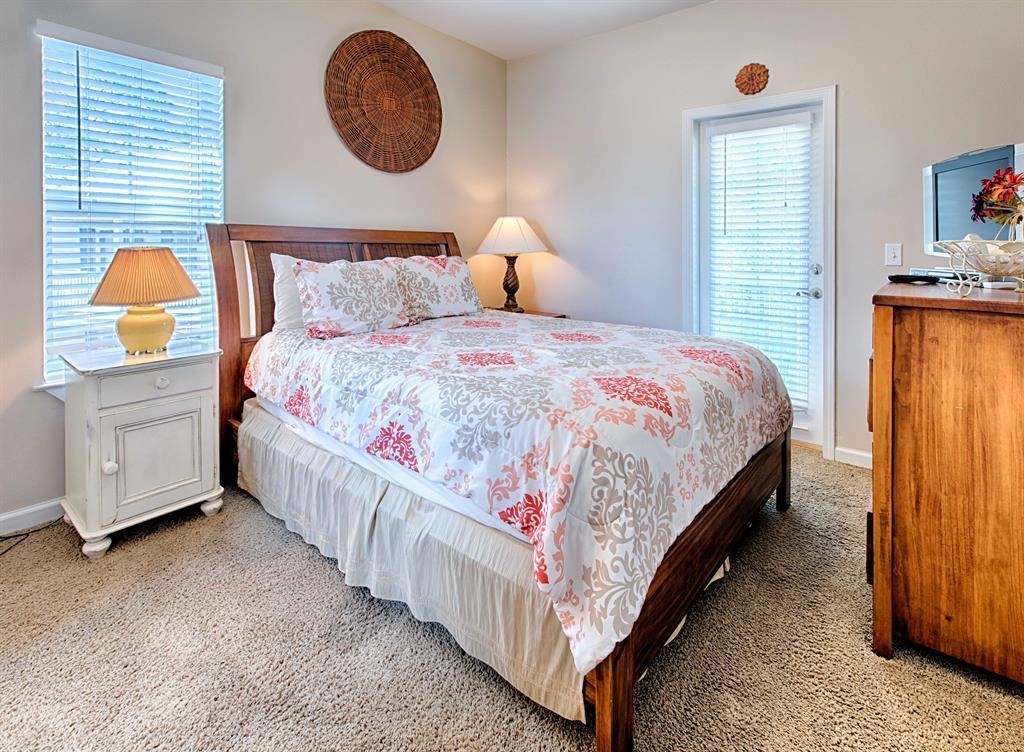 BUNGALOWS AT SEAGROVE BEACH - Residential