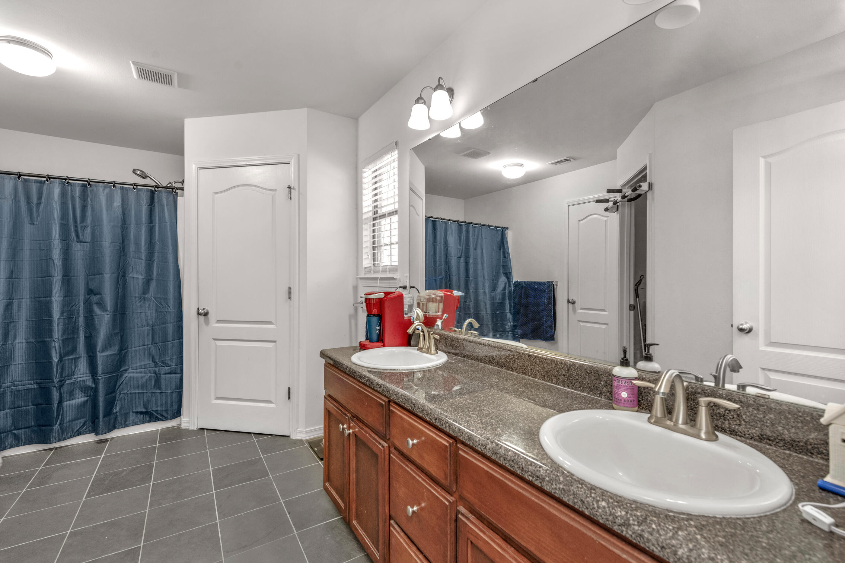 IRON GATE S/D PH I - Residential