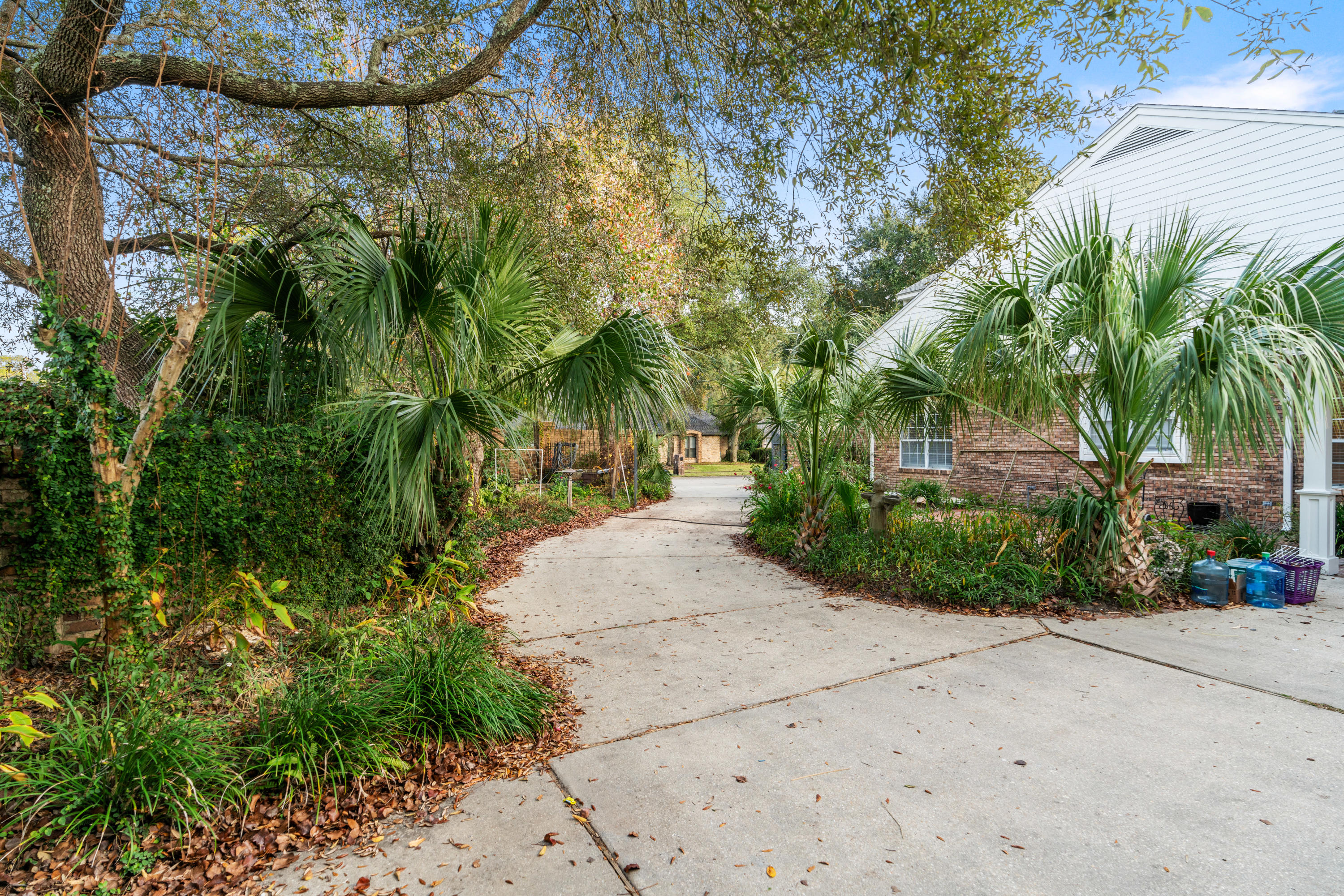 SLEEPY HOLLOW - Residential