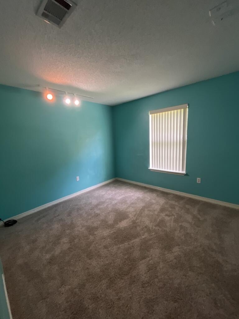 COUNTRYVIEW ESTATES 4TH ADDN PH 6 - Residential Lease