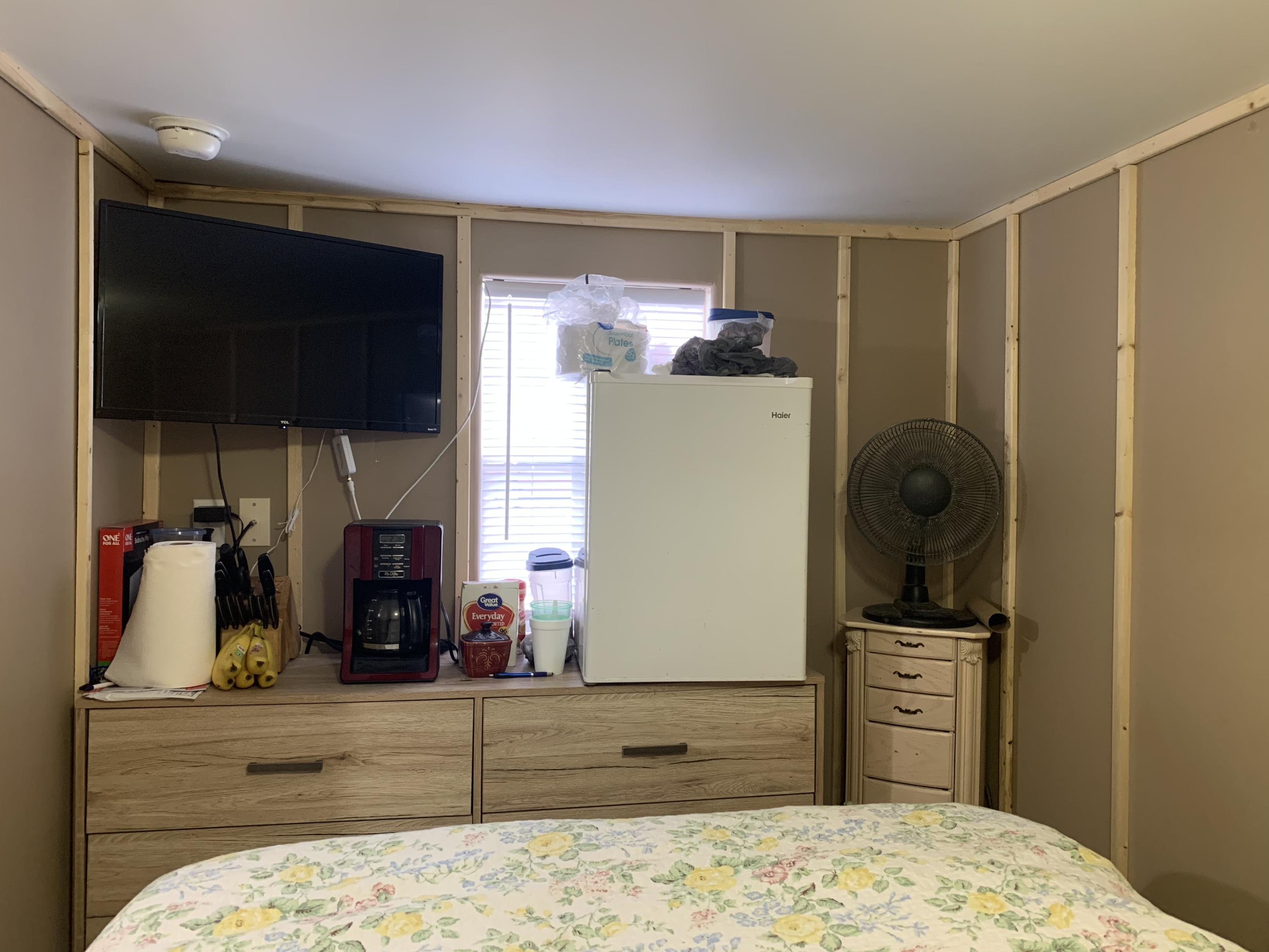 OAKWOOD HILLS UNIT 3 - Land