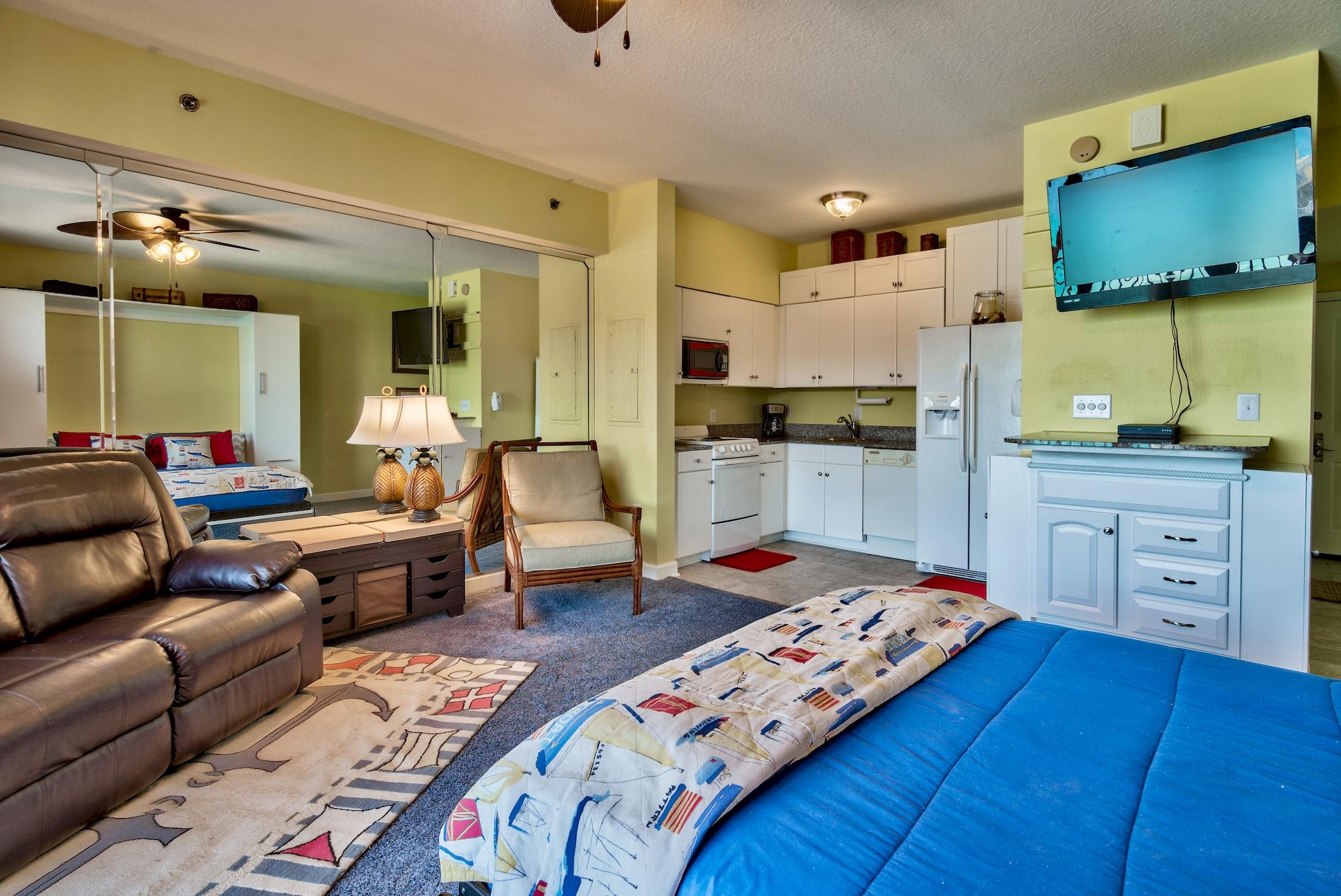 SHORES OF PANAMA - Residential