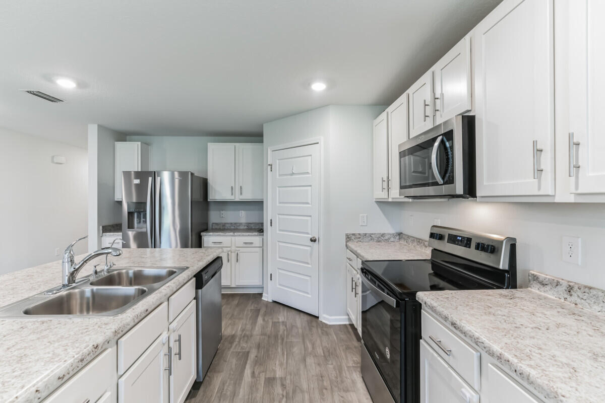 HAMMOCK BAY - Residential