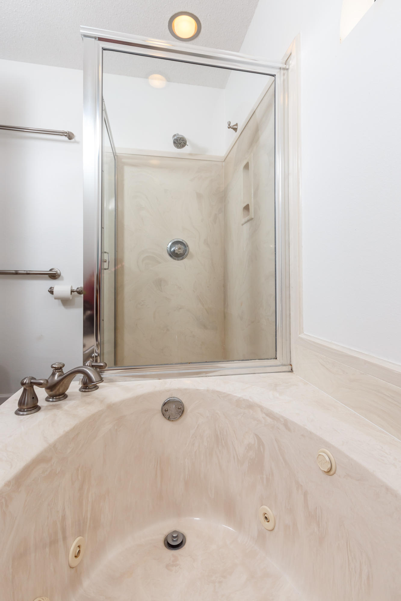 GRANDVIEW HEIGHTS - Residential