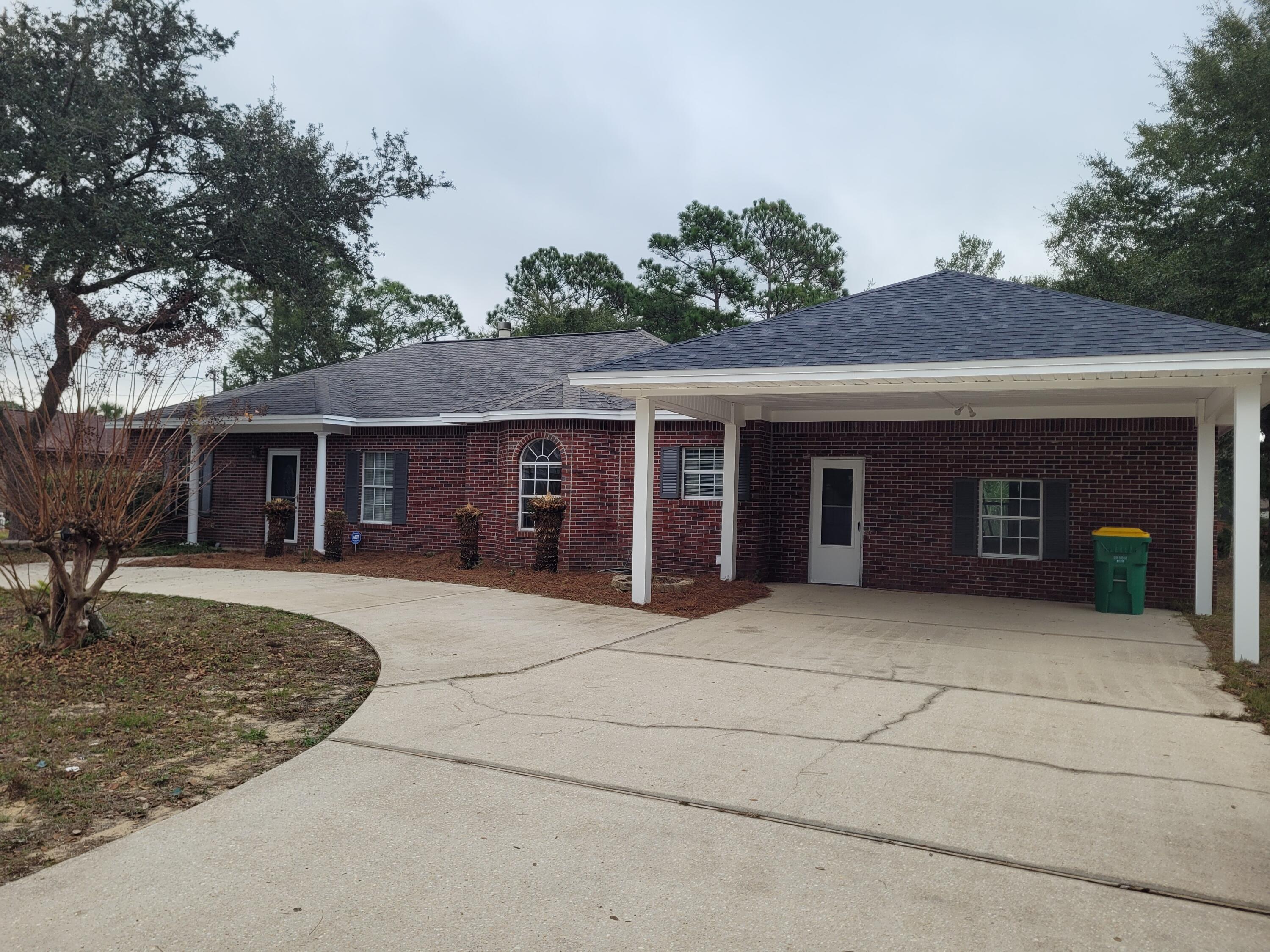 VALPARAISO PINECREST 6 - Residential