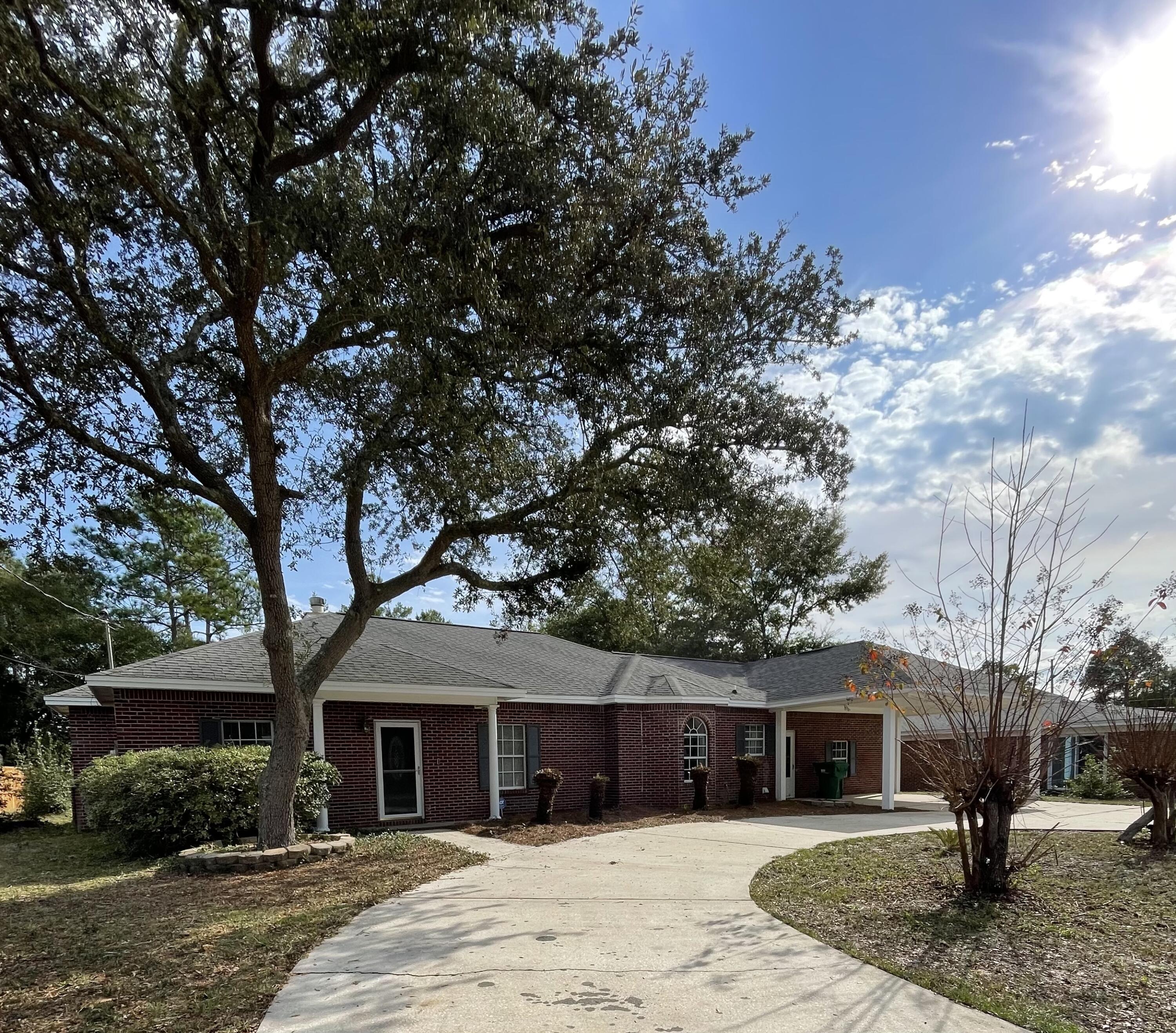 VALPARAISO PINECREST 6 - Residential