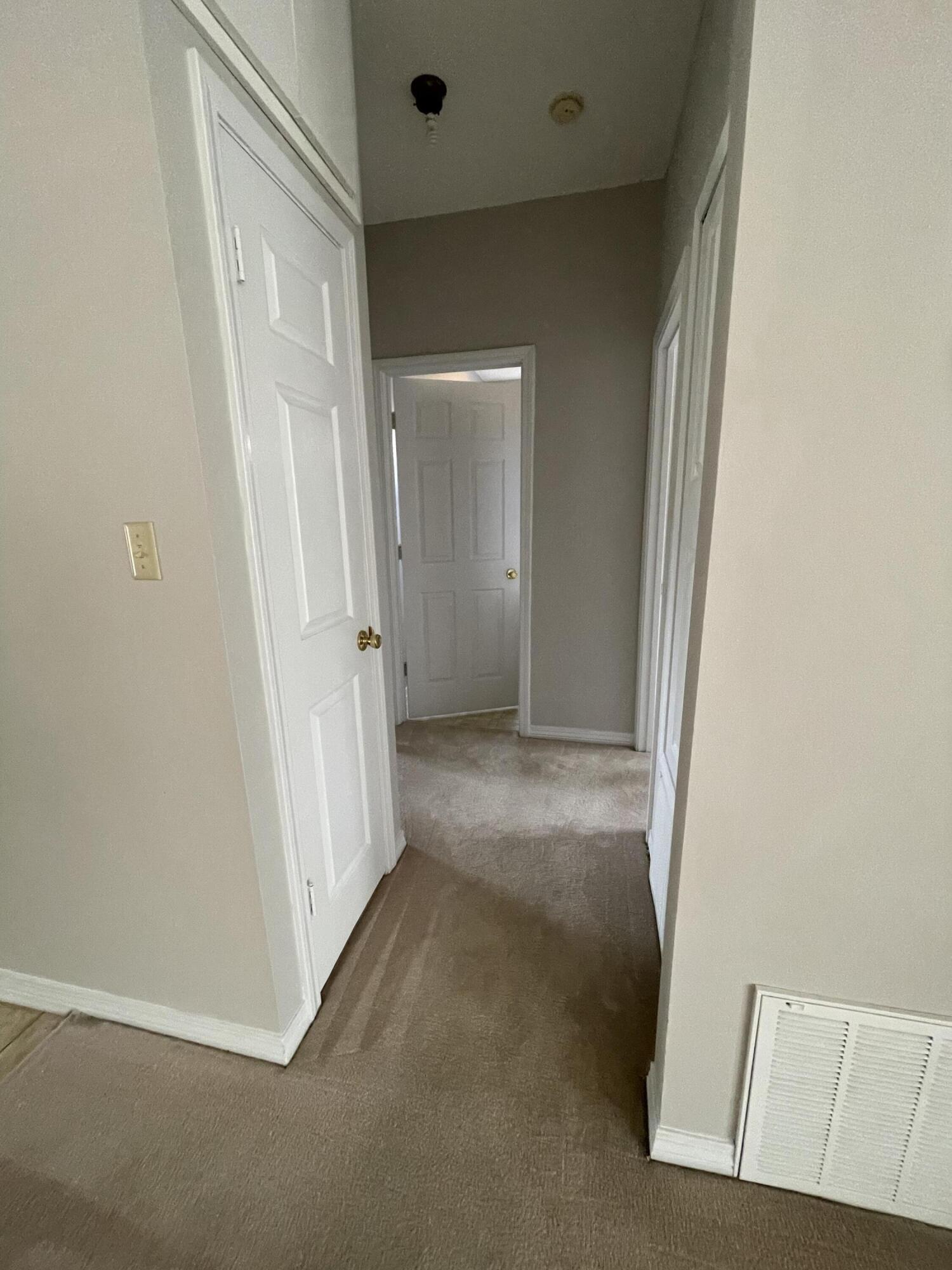 VALPARAISO PINECREST 6 - Residential