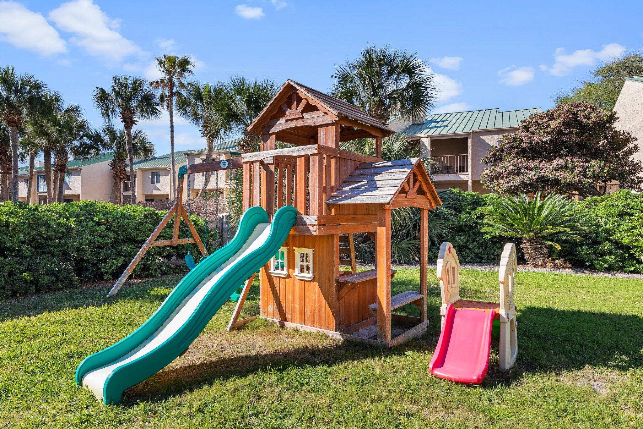TIDES OF DESTIN - Residential