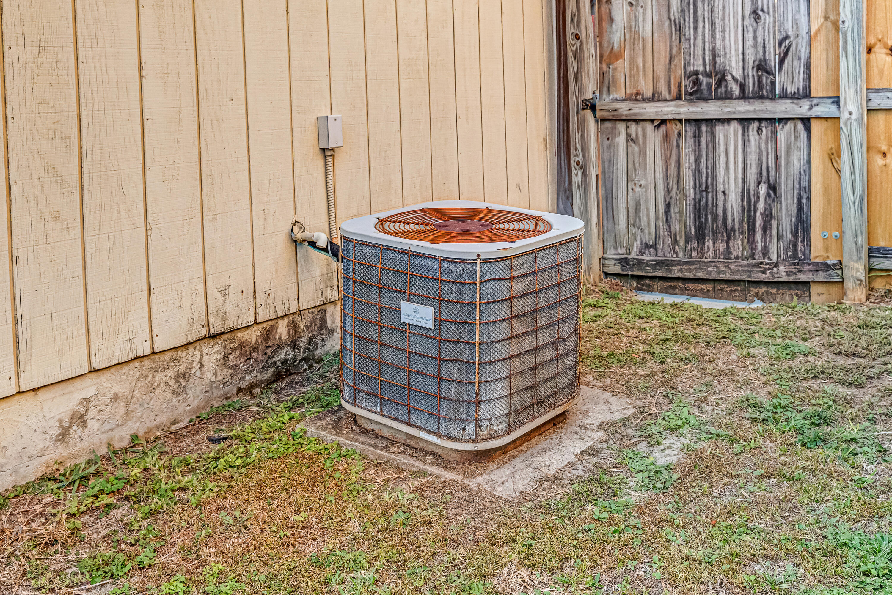 WOODLAND PARK ESTATES - Residential