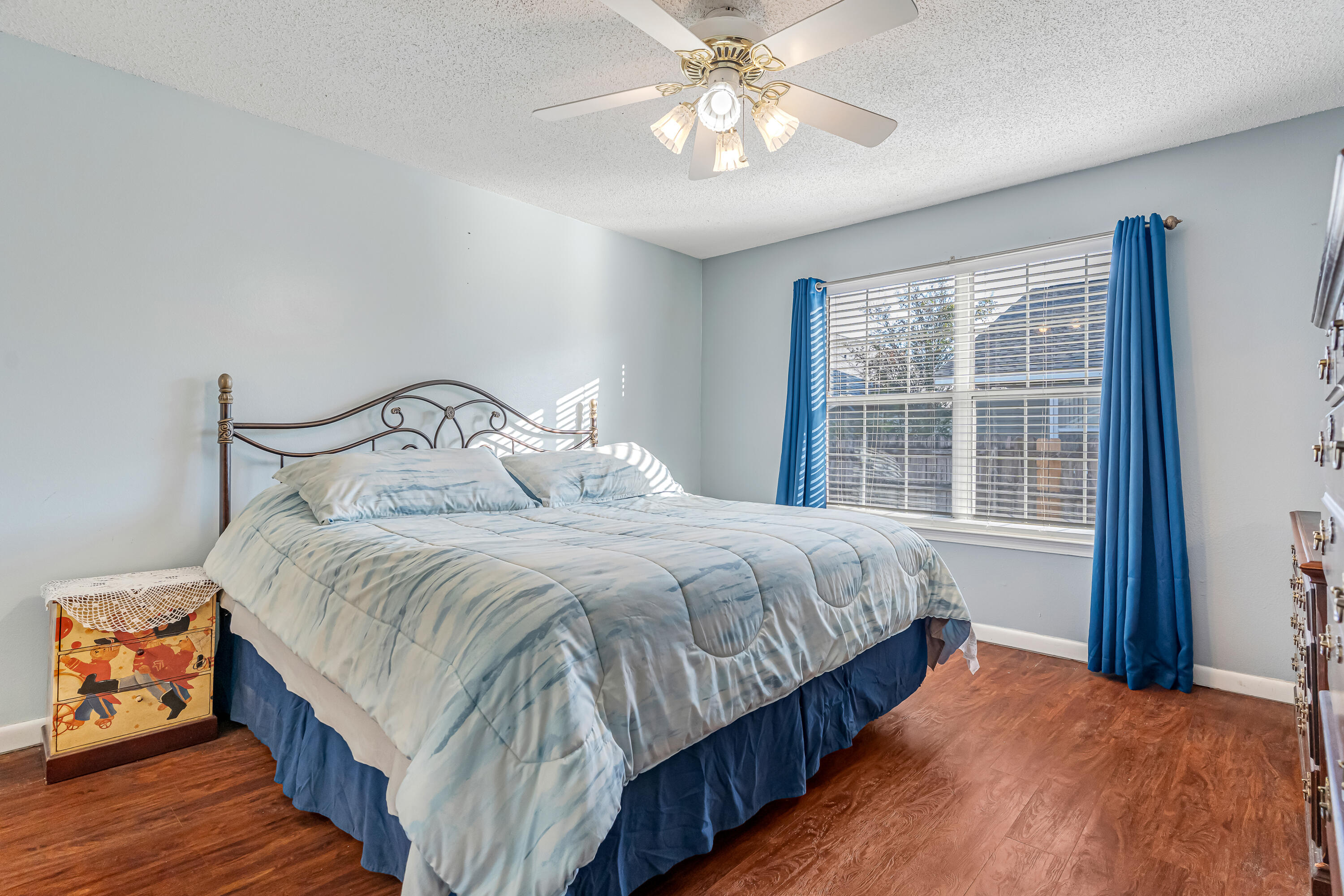 WOODLAND PARK ESTATES - Residential