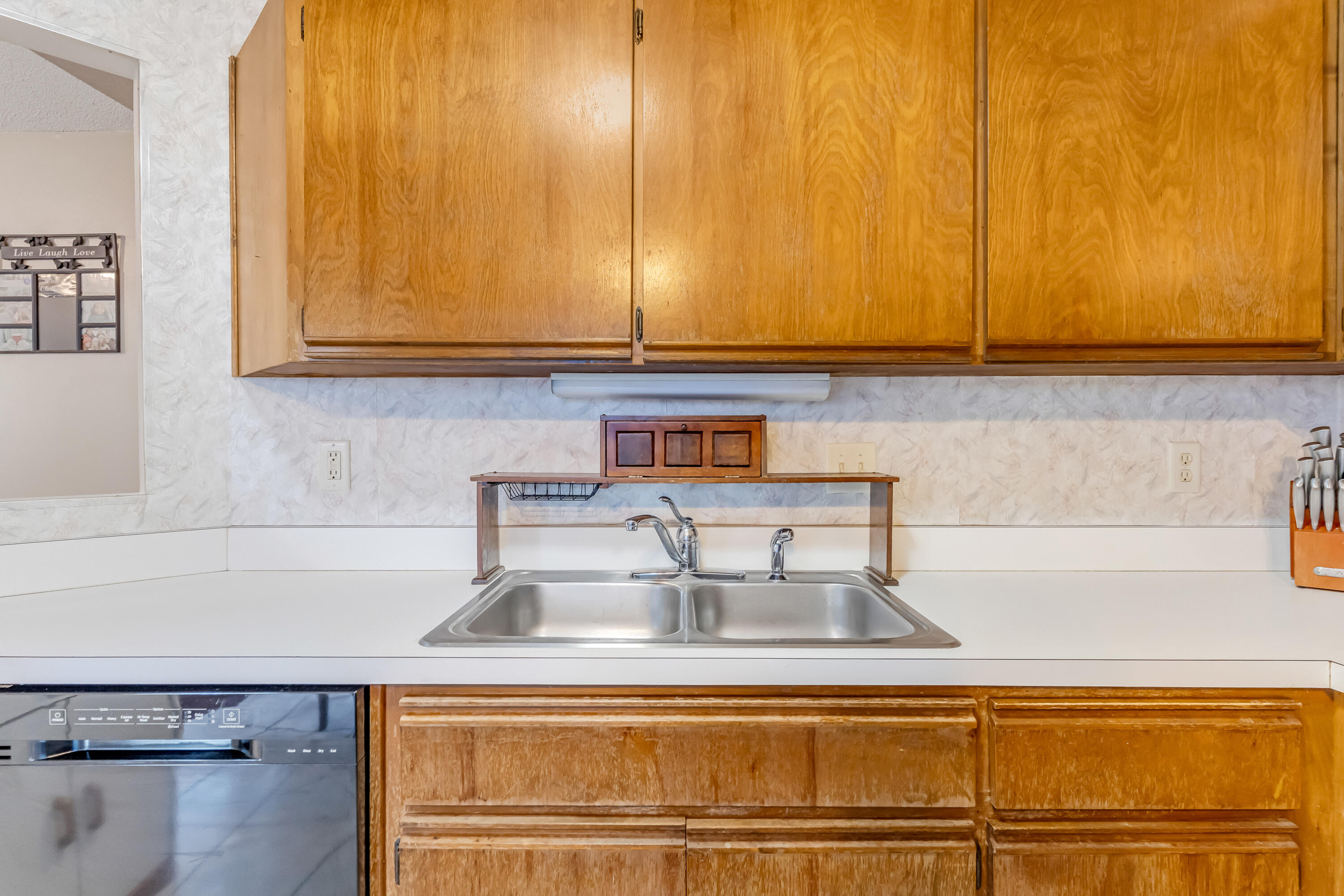 WOODLAND PARK ESTATES - Residential