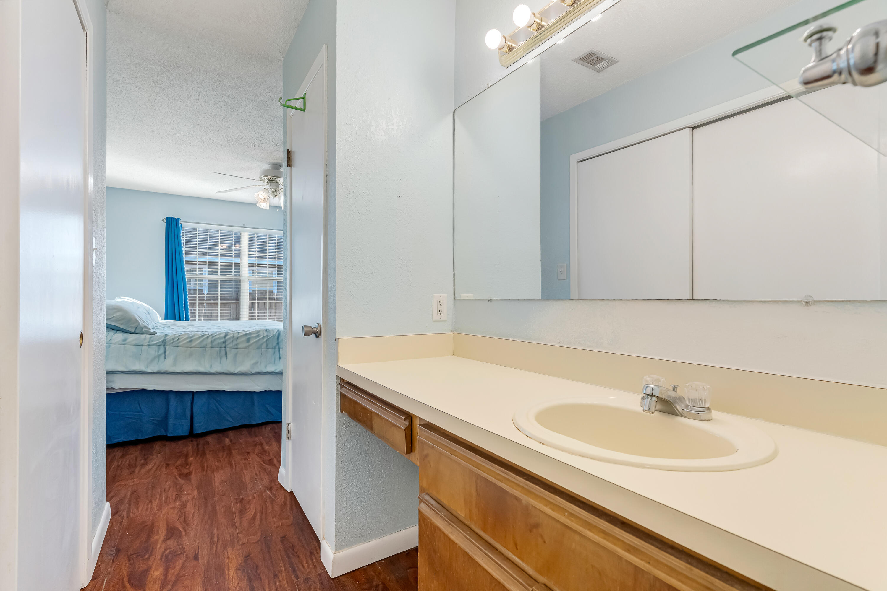 WOODLAND PARK ESTATES - Residential