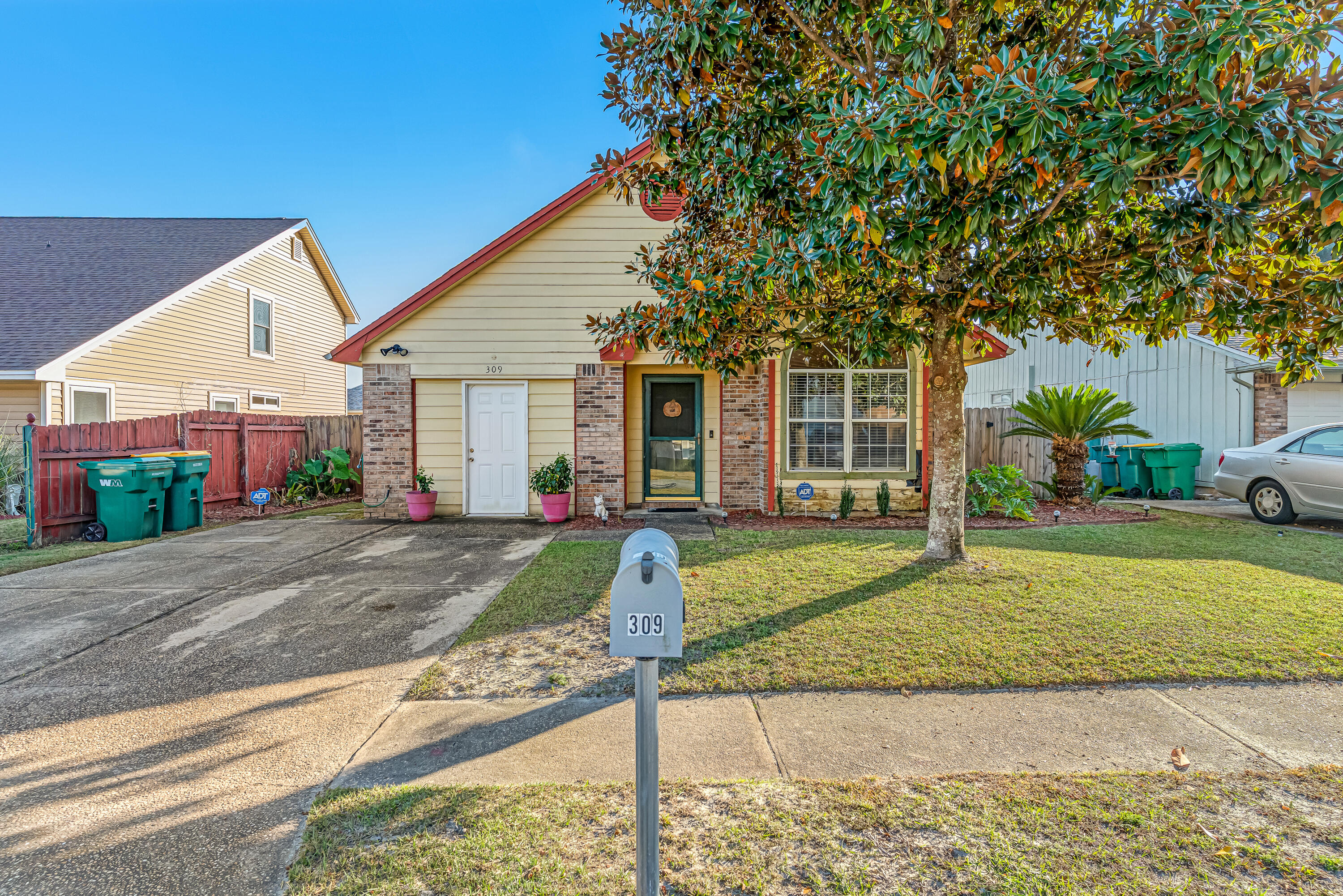 WOODLAND PARK ESTATES - Residential