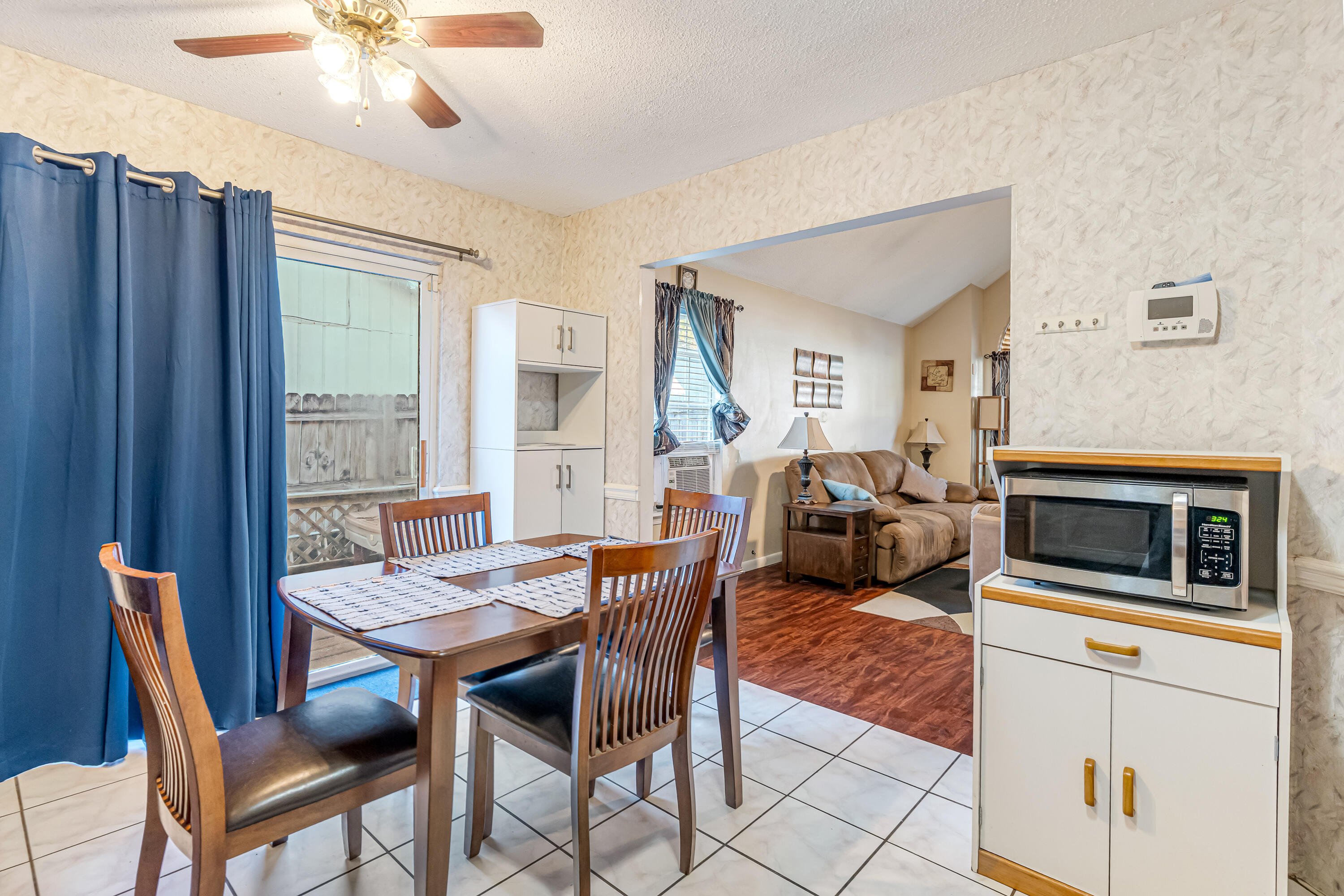 WOODLAND PARK ESTATES - Residential