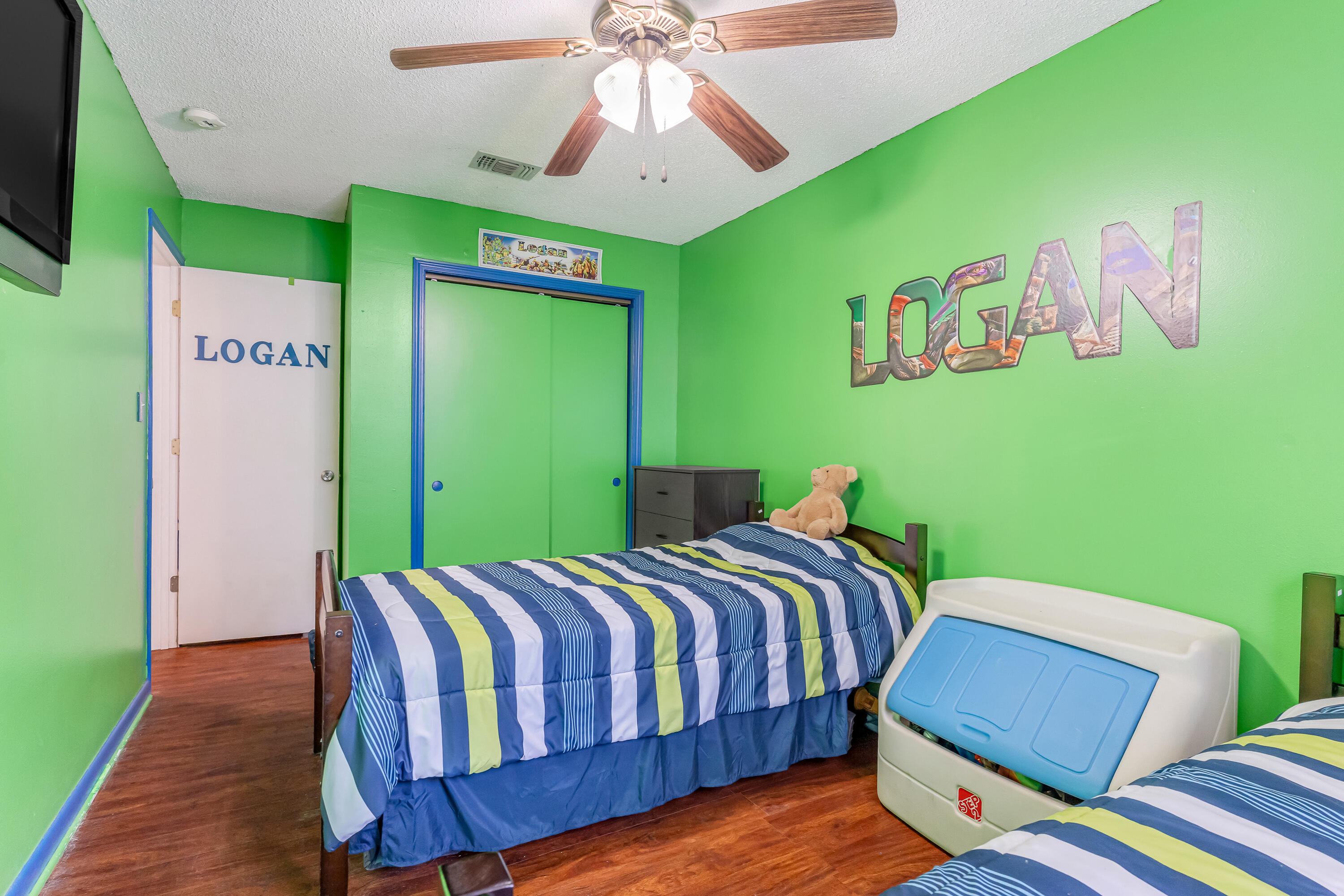 WOODLAND PARK ESTATES - Residential