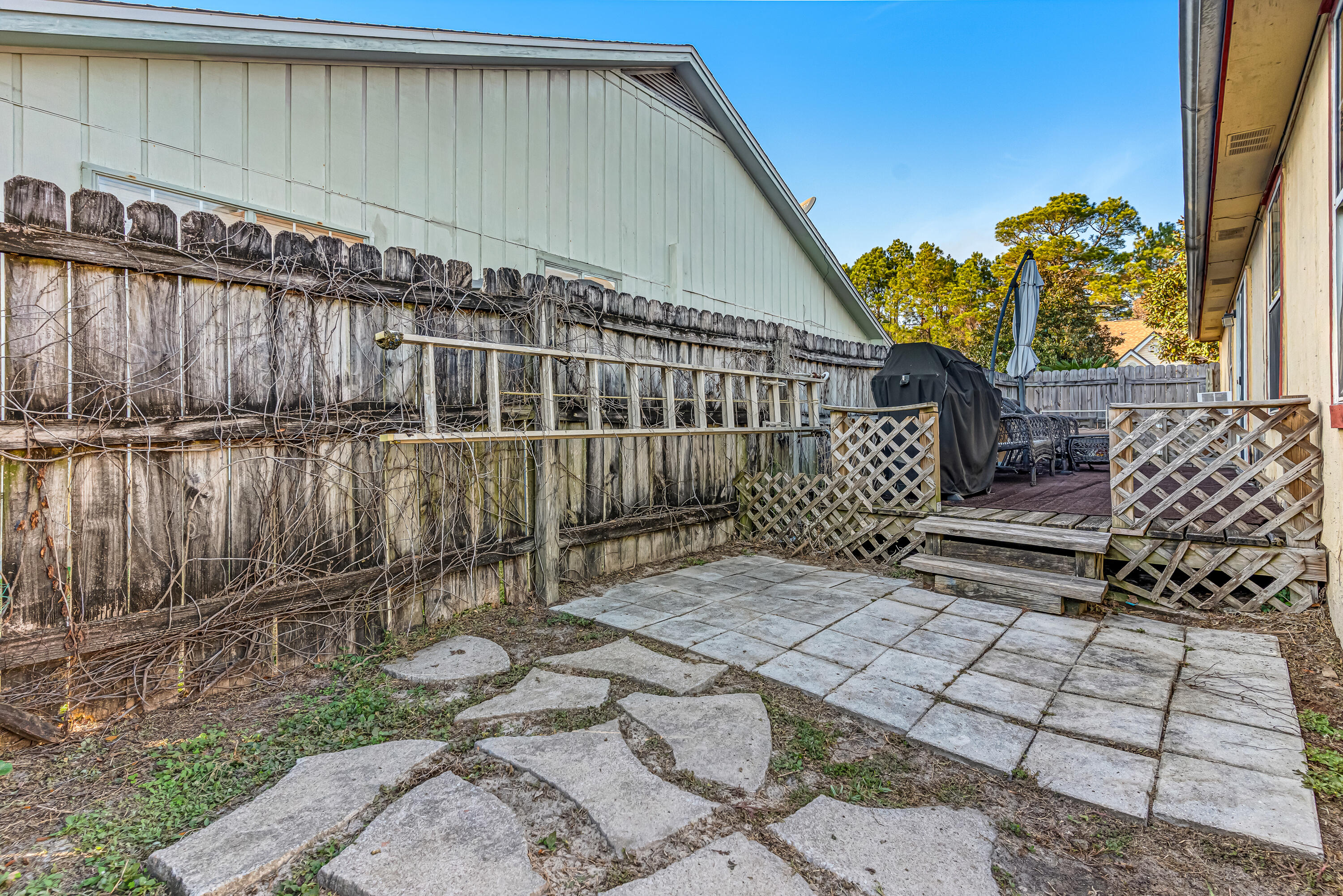 WOODLAND PARK ESTATES - Residential