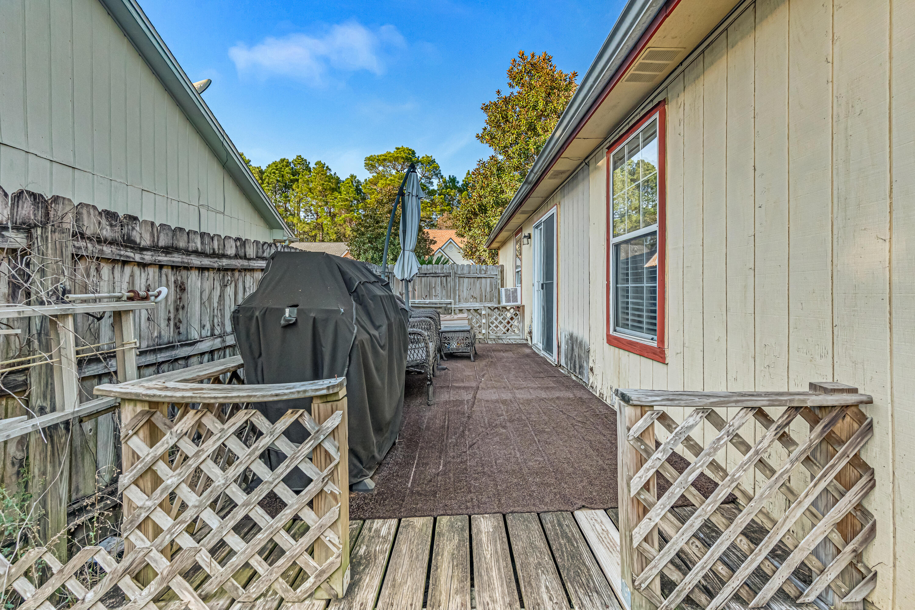 WOODLAND PARK ESTATES - Residential