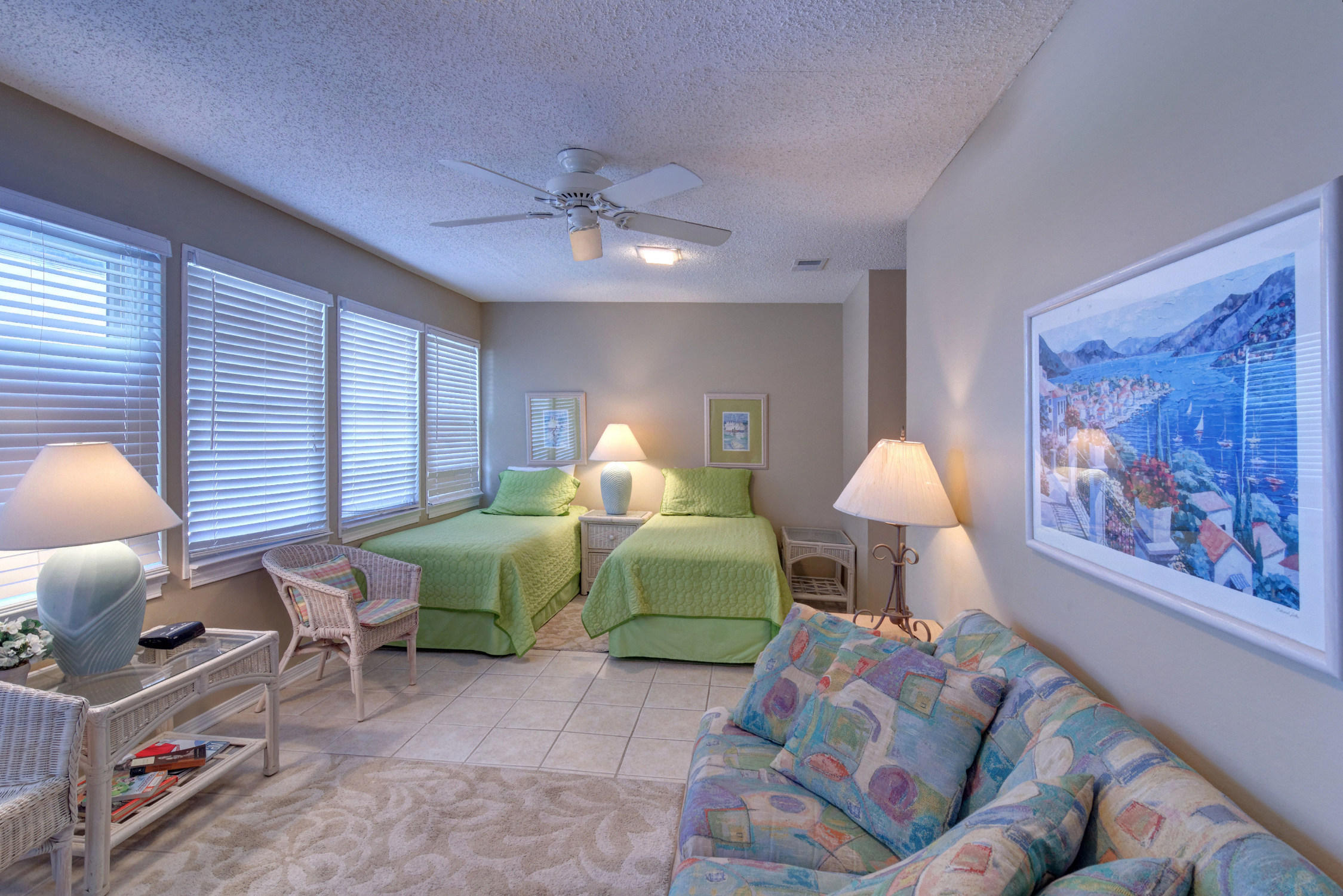 SEAWINDS T/H - Residential