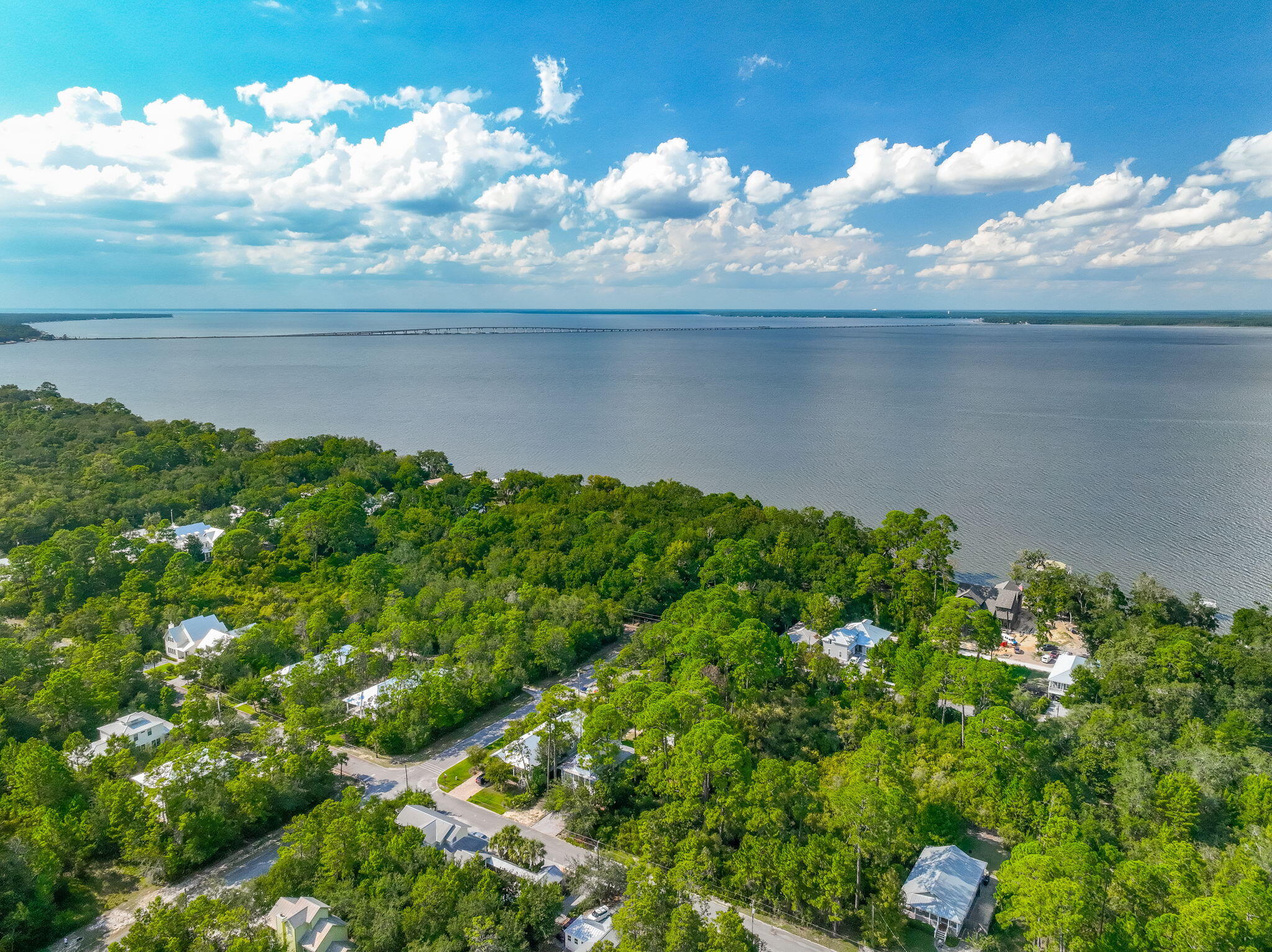 MAGNOLIA BEACH - Land